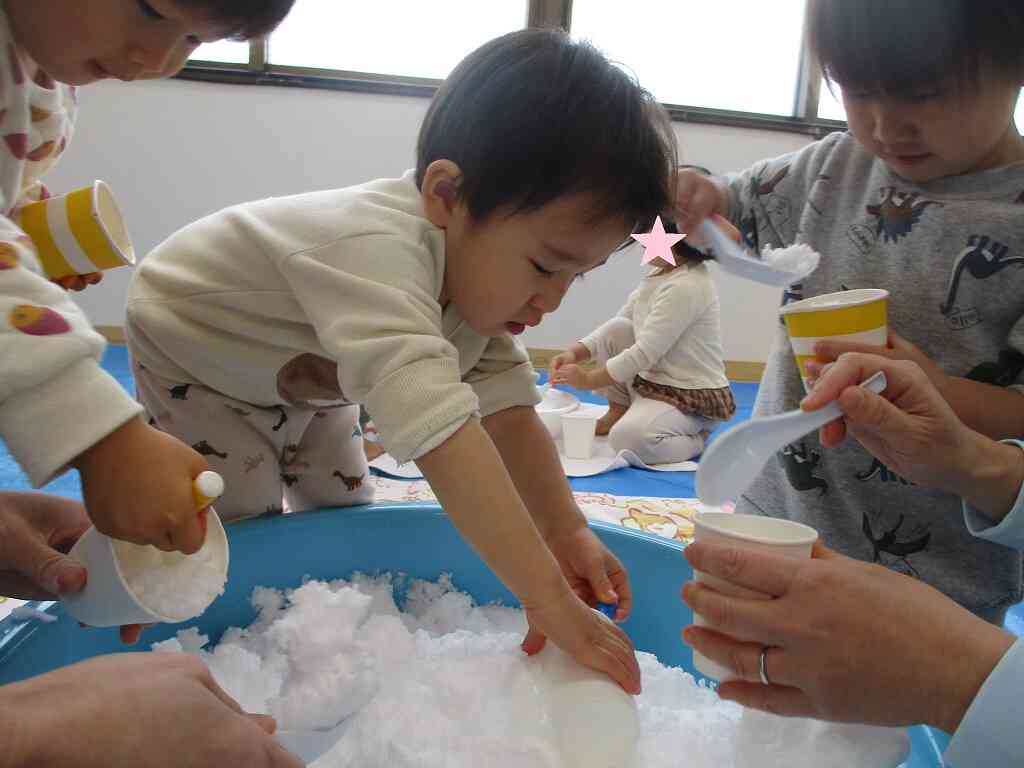 雪あそびたのしいな