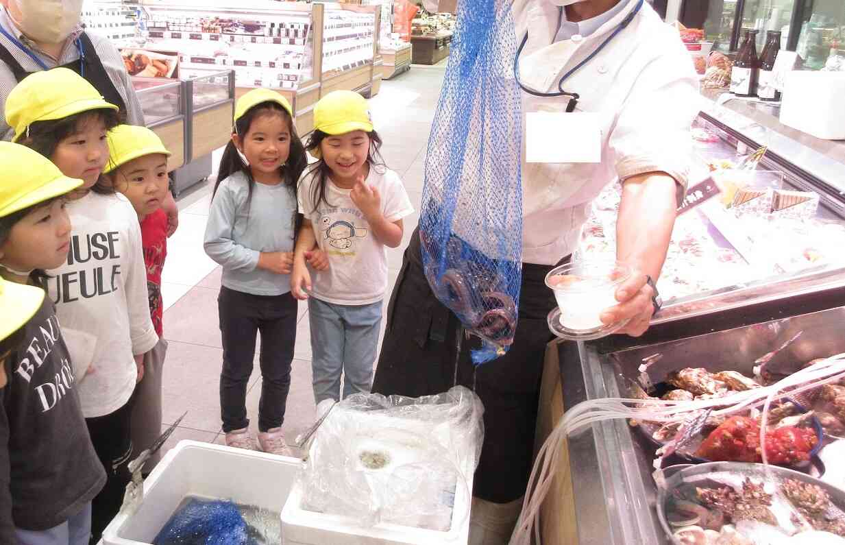 ちょっとびっくり、魚屋さん☆