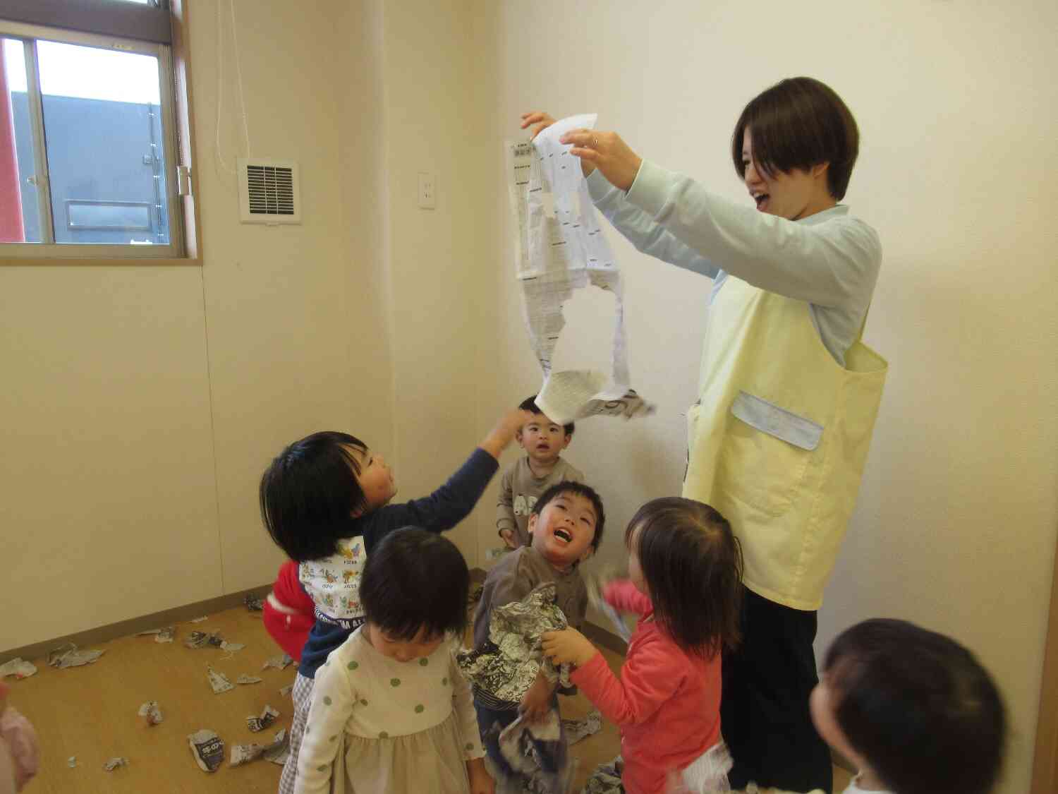 はじめての新聞あそび