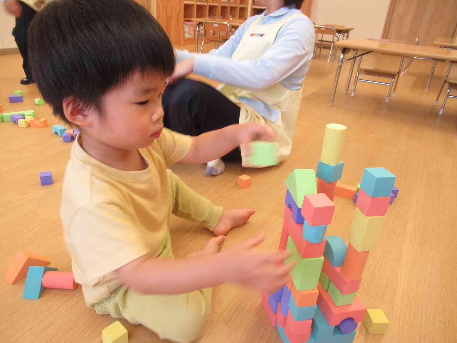 お城をつくってるよ☆