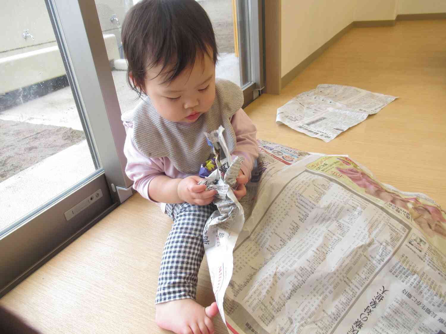 にぎにぎ、ビリビリ