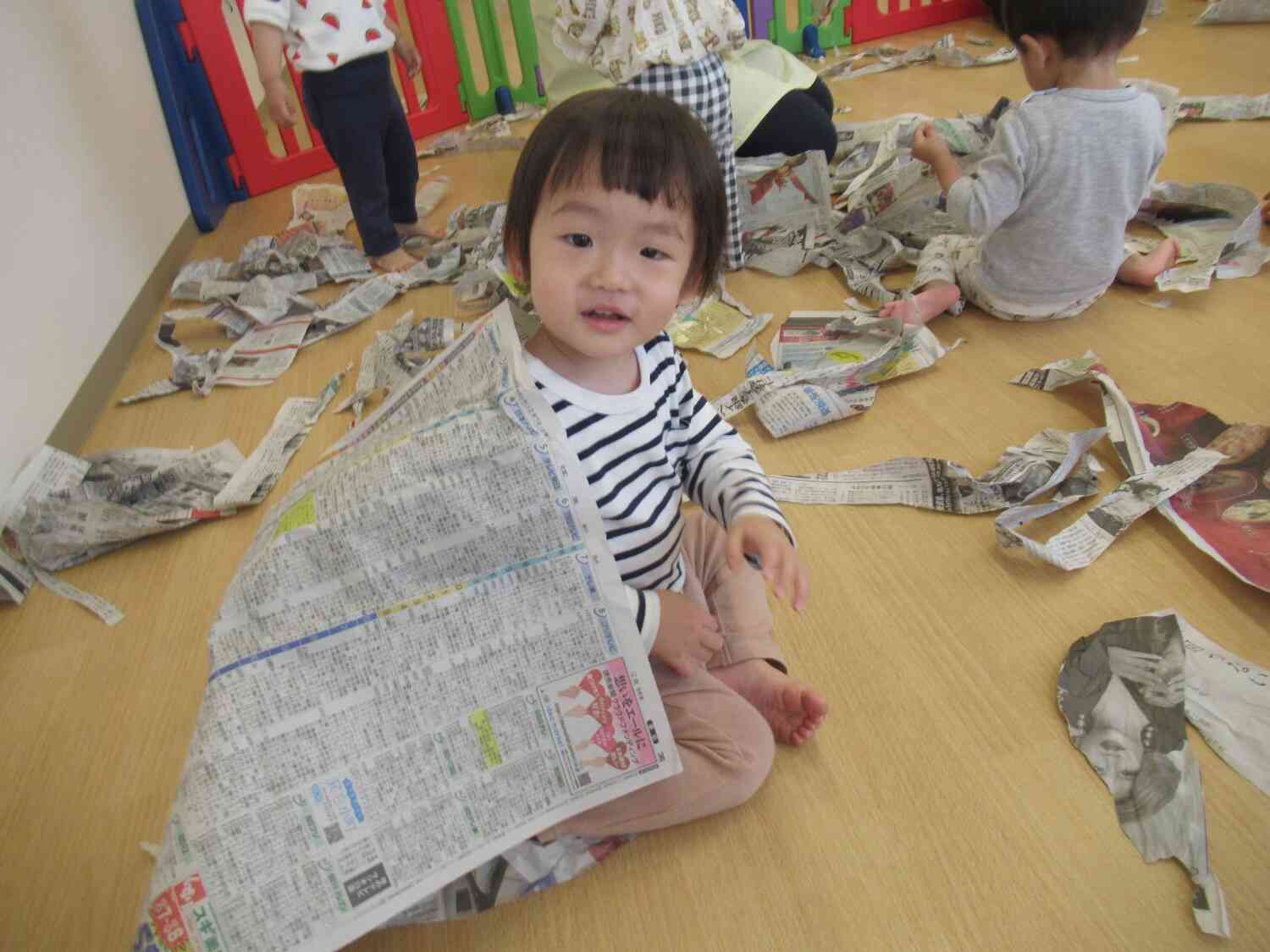 新聞紙たのしいなぁ～