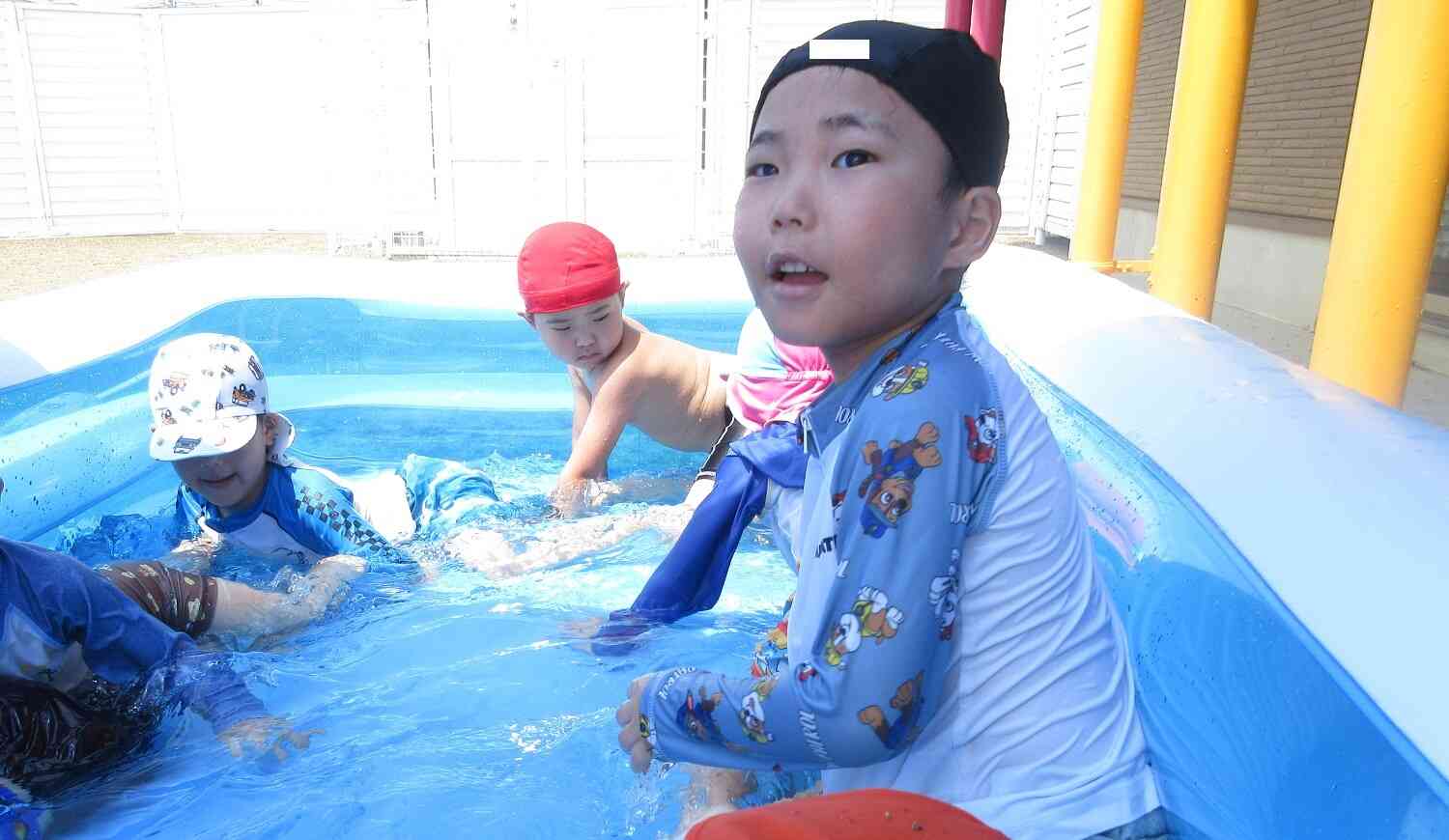お水の中でもリズム!?