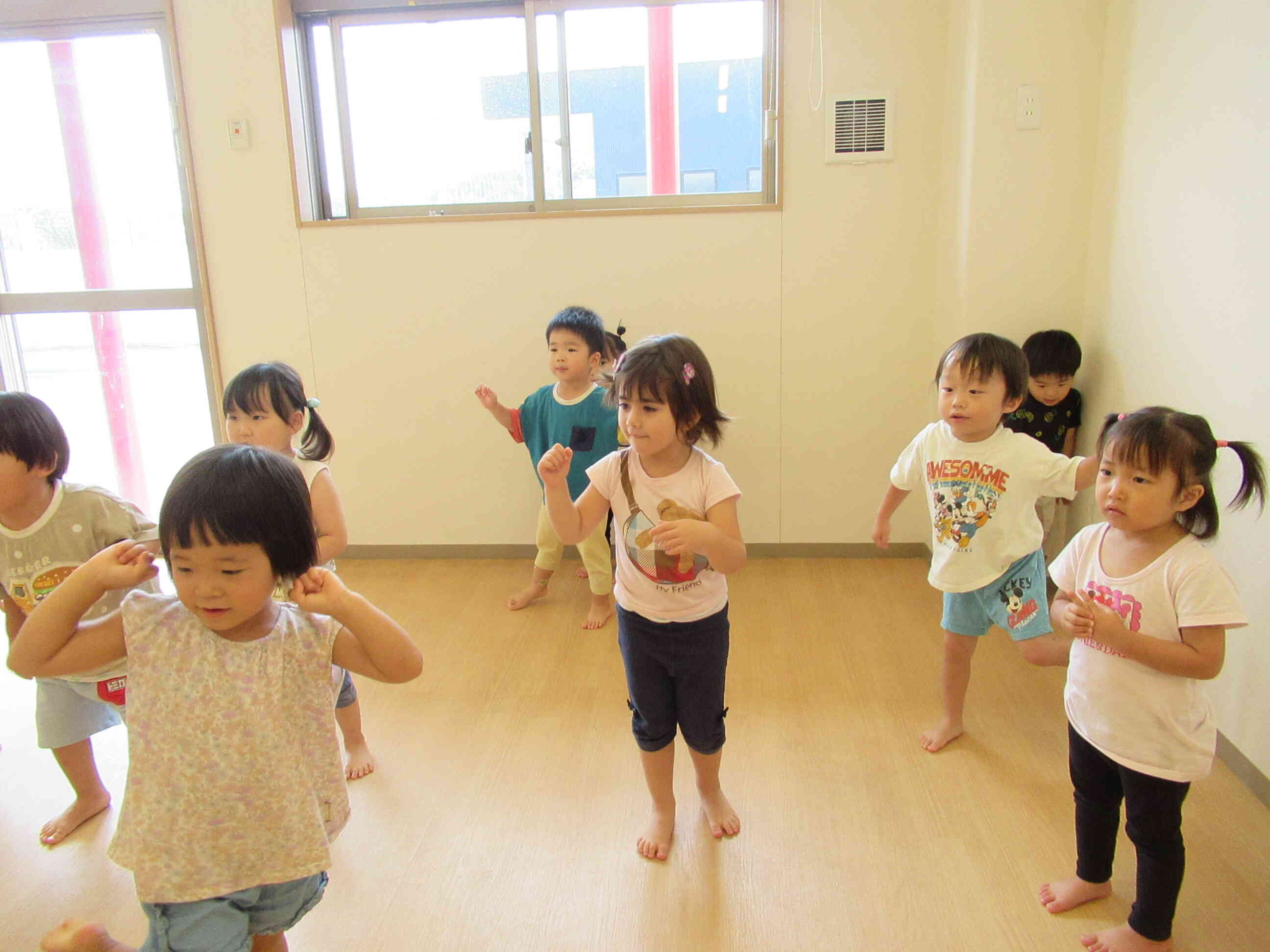 ダンスの練習がんばってるよ～！