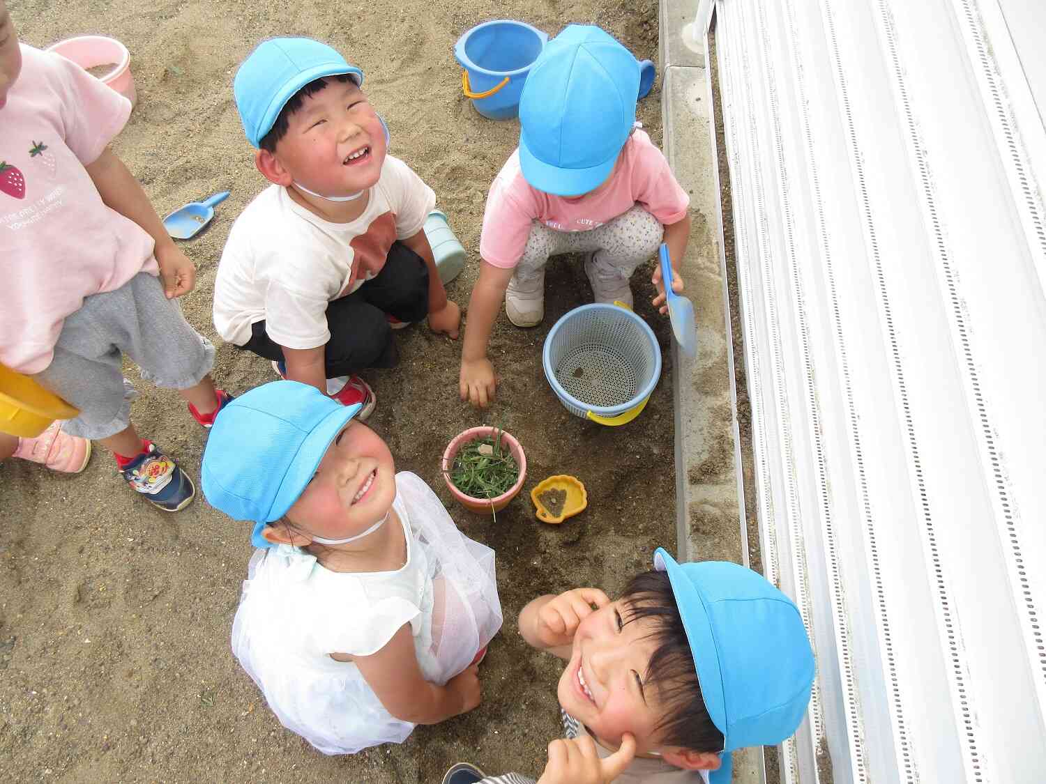 お外遊び大好き♡