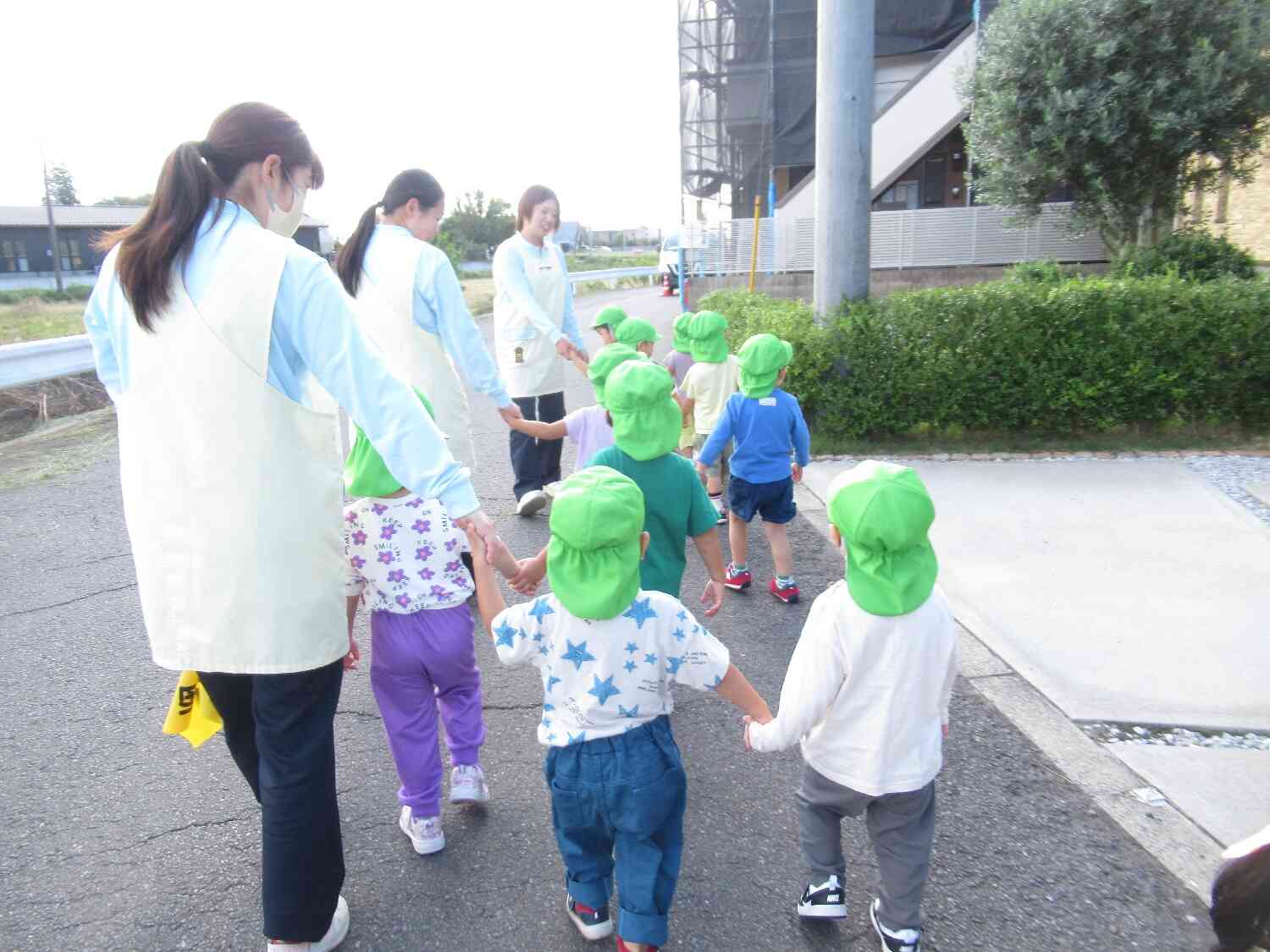 前を見てしっかり歩くよ~