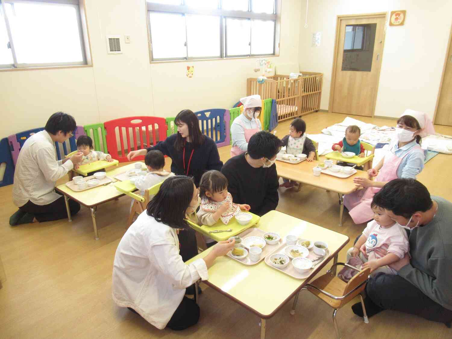 一緒に給食 嬉しいな♡