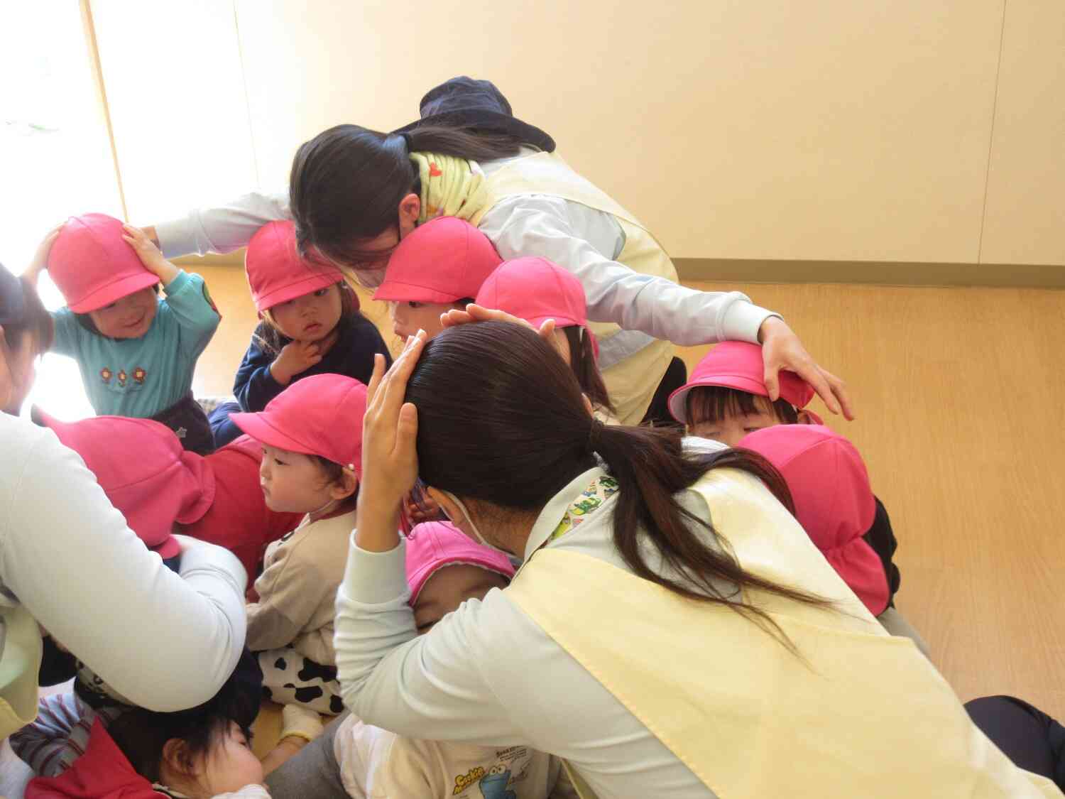 保育者に守られて・・