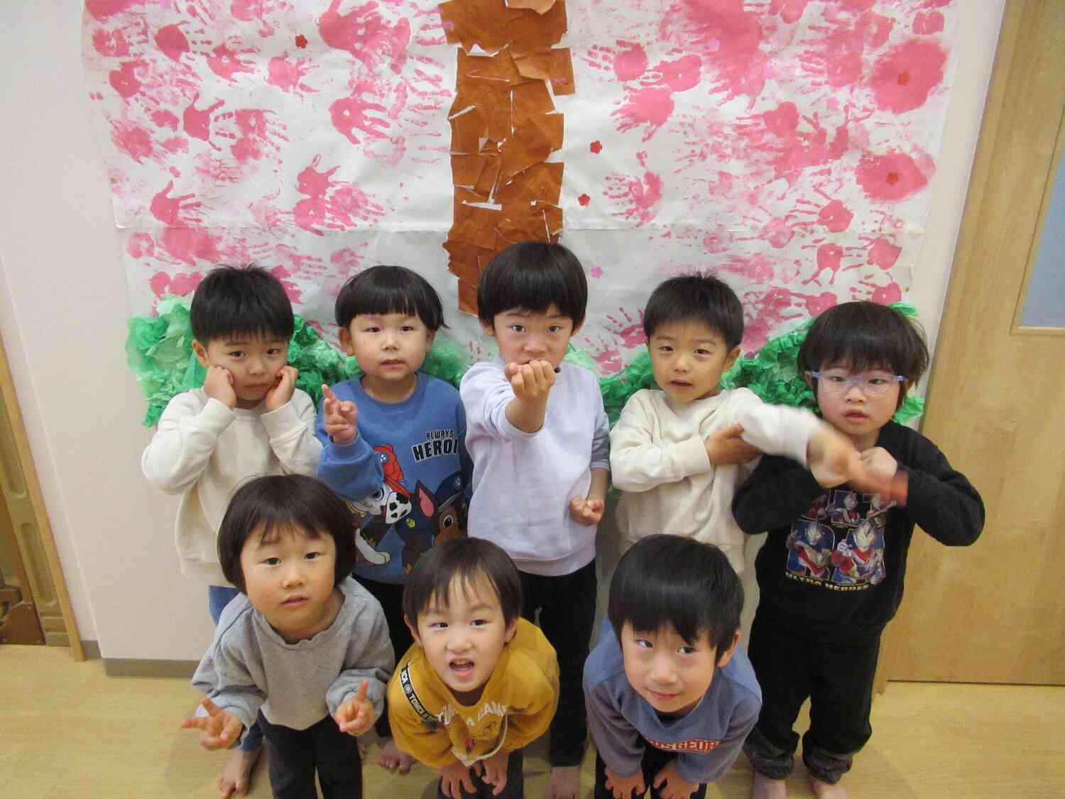 桜の木の前で②