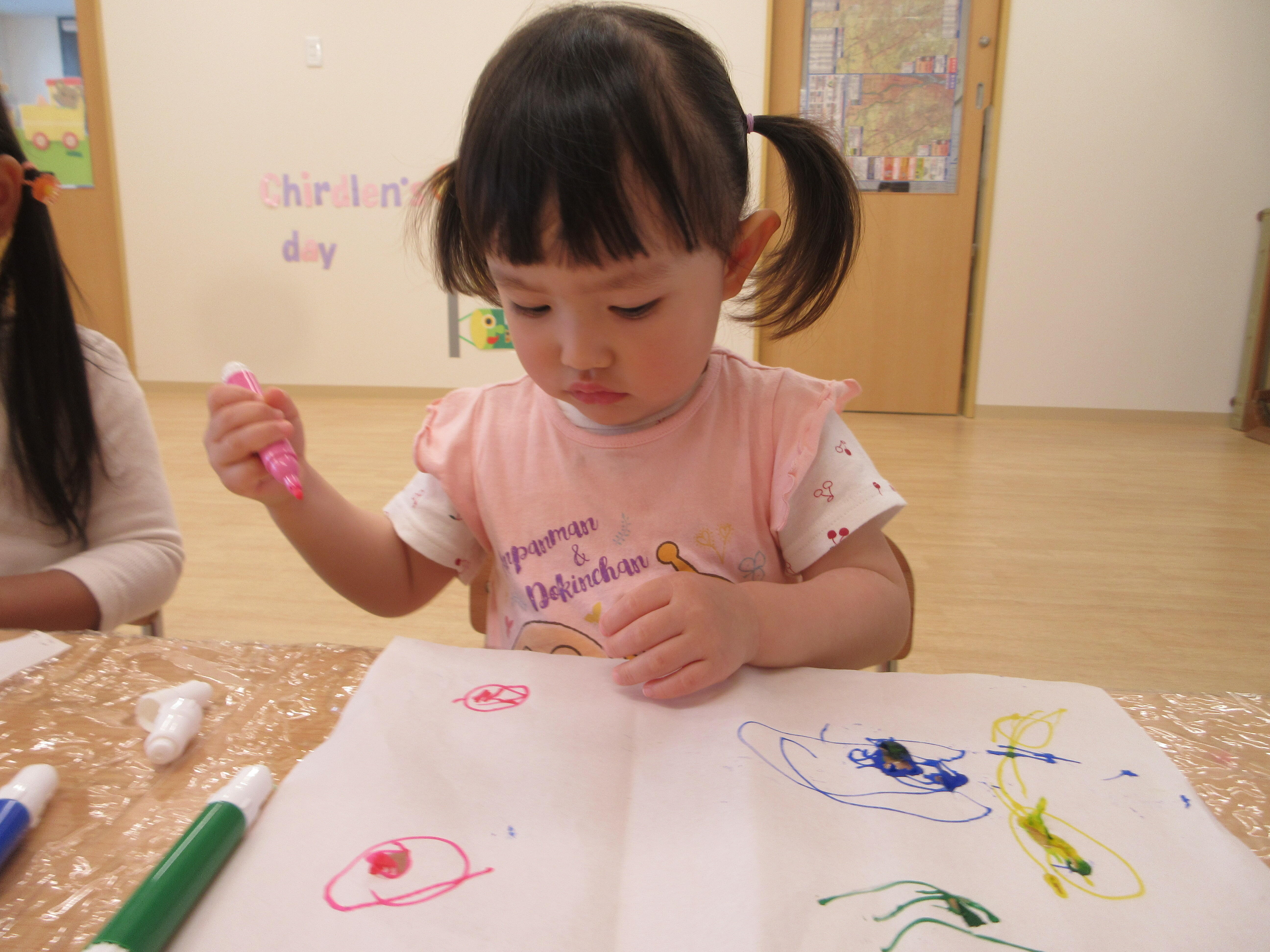 いろんな色を使って描いてみたよ！