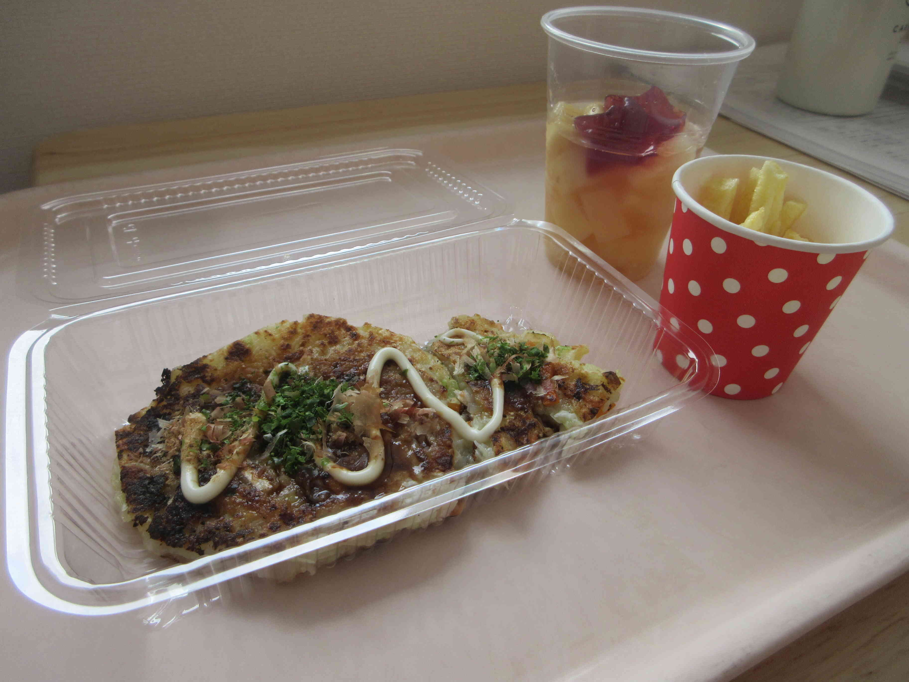 ニチイキッズは「小麦、卵、乳」を使用しない昼食を提供しています！