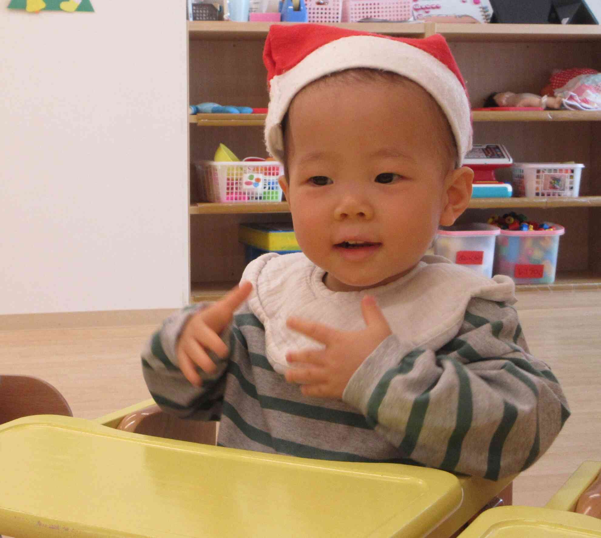 音楽がかかるとさらにニコニコ♡