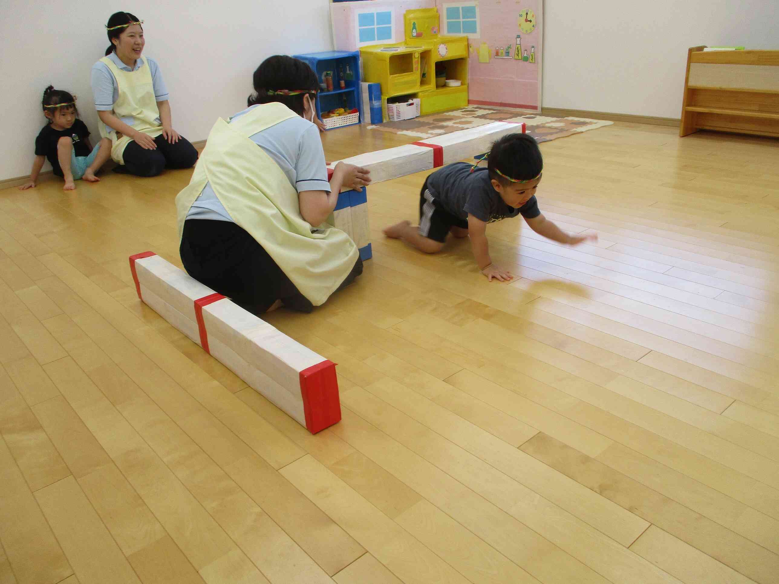 橋くぐり
