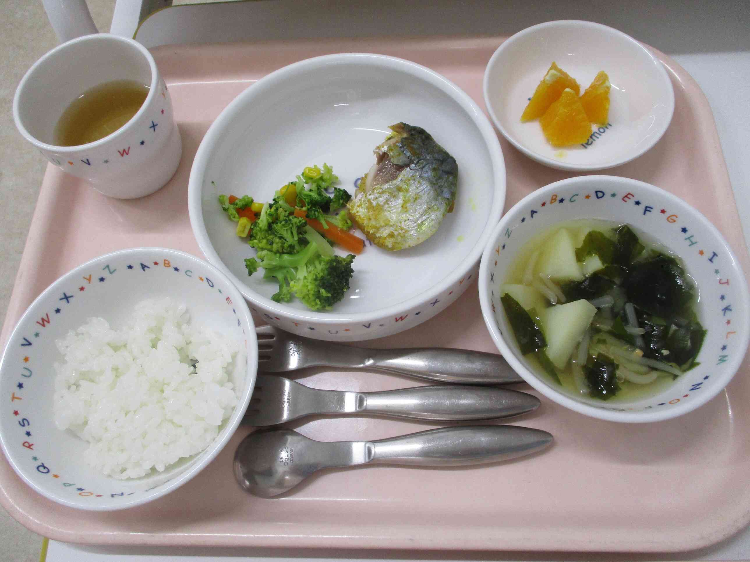 １２月１８日の給食（完了食）