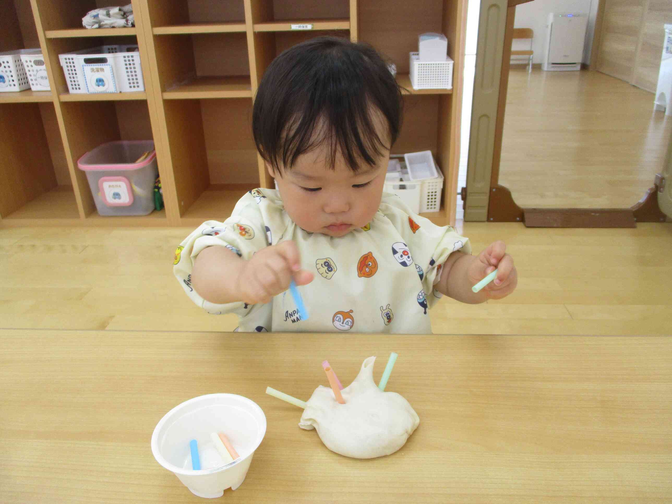 ストローを使って
