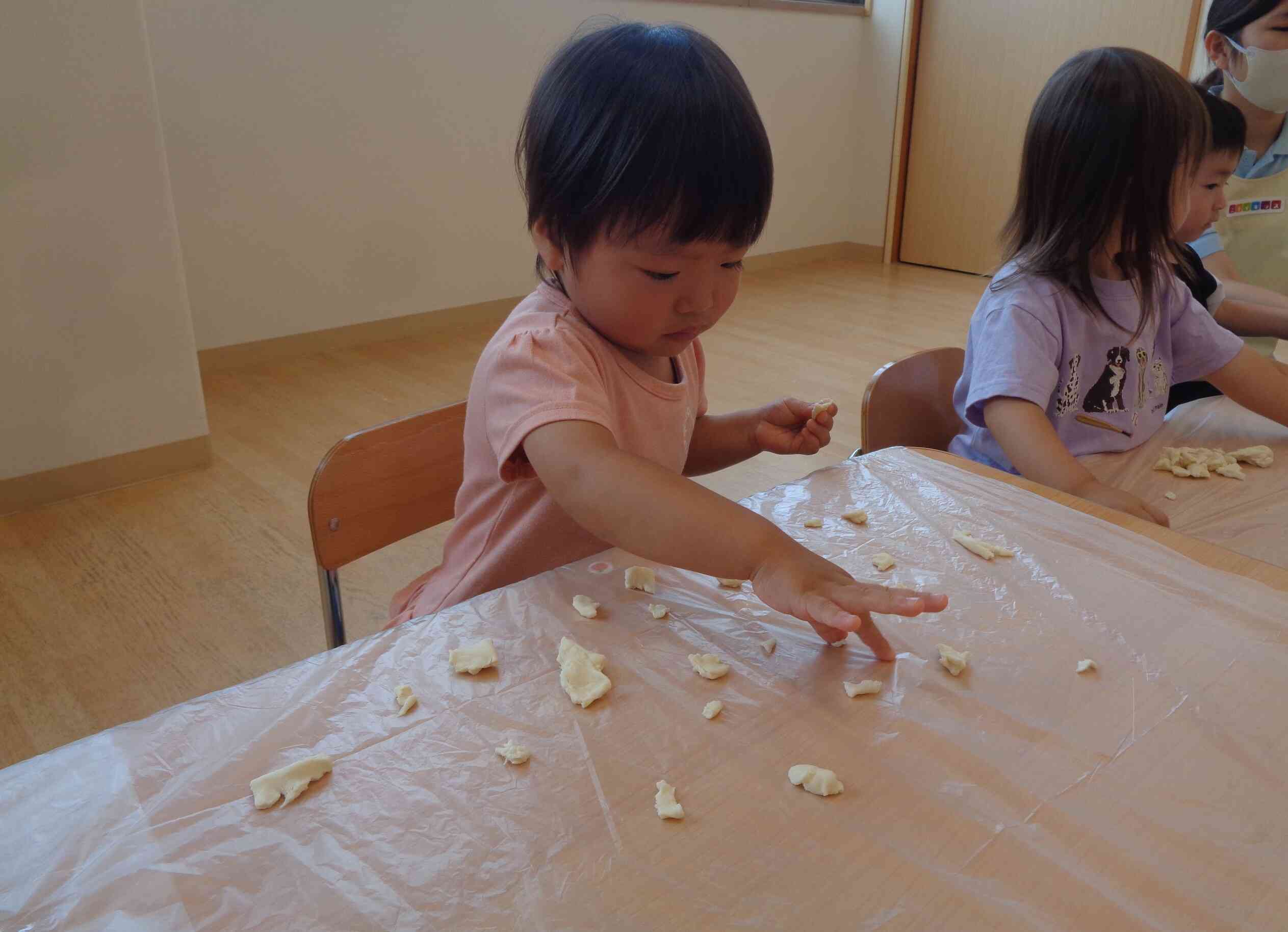 小麦粉粘土遊び☆