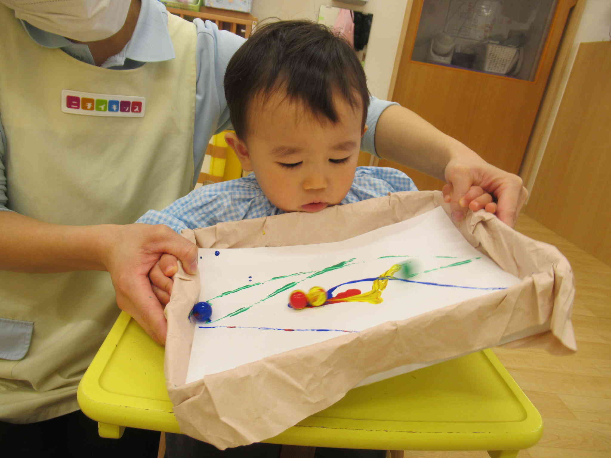 ころころ！沢山色がついて不思議だね！