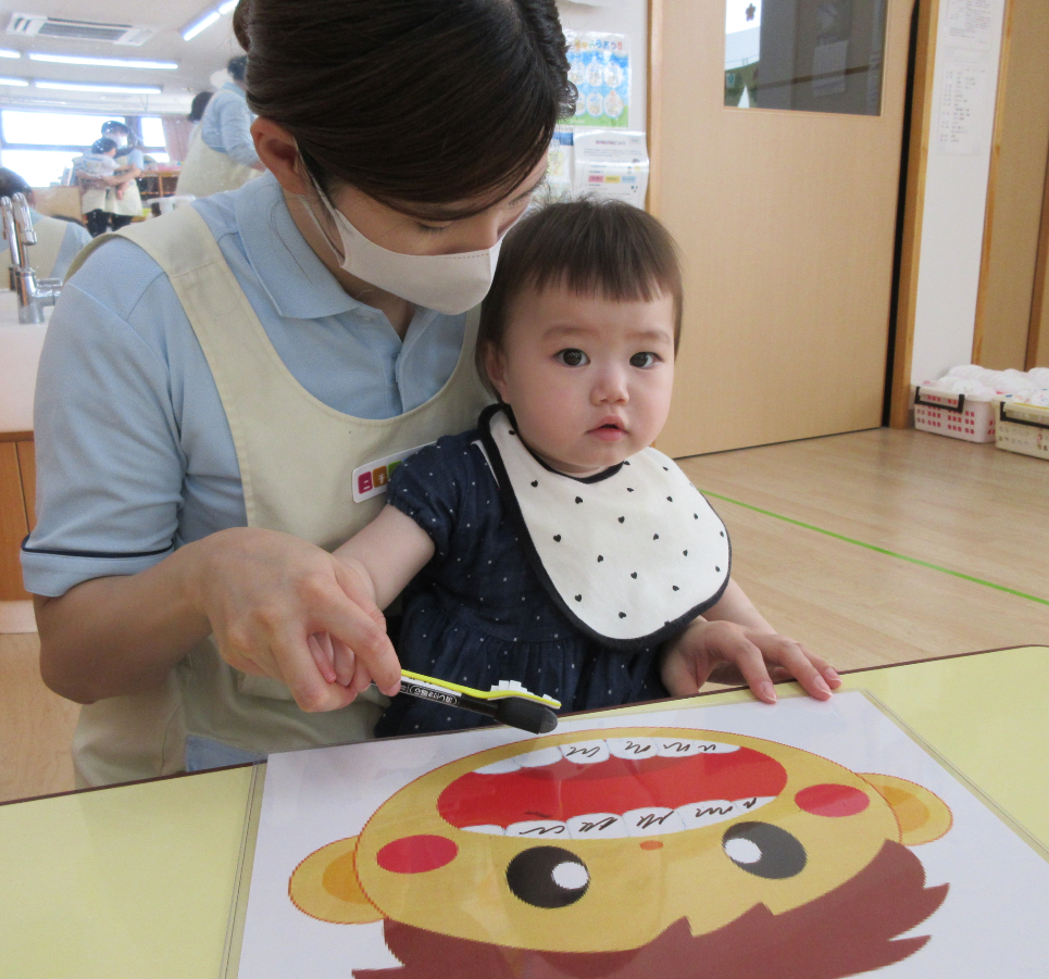 先生と一緒に歯磨きしてみるよ！