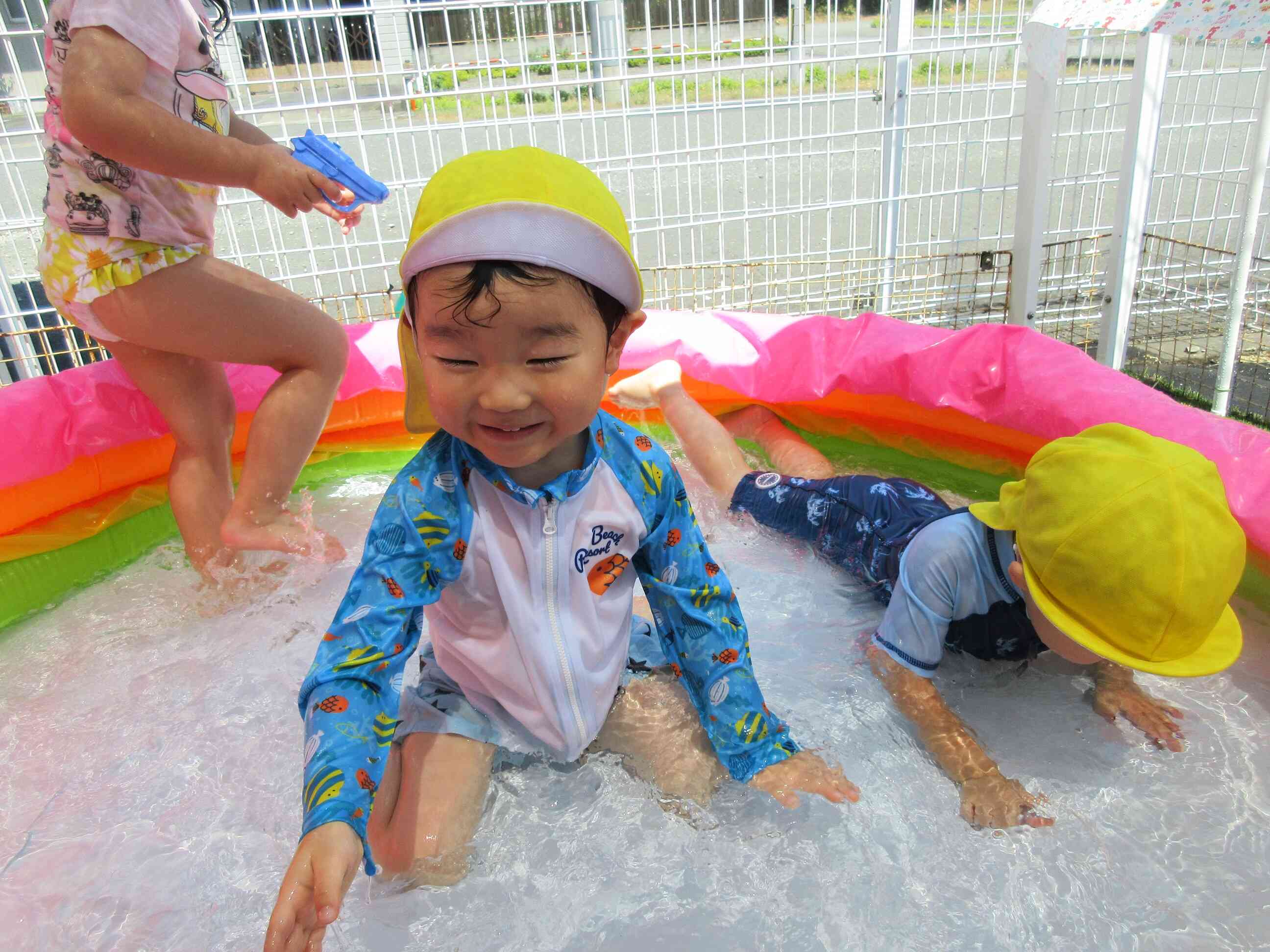 お顔に水がかかってもへっちゃら！