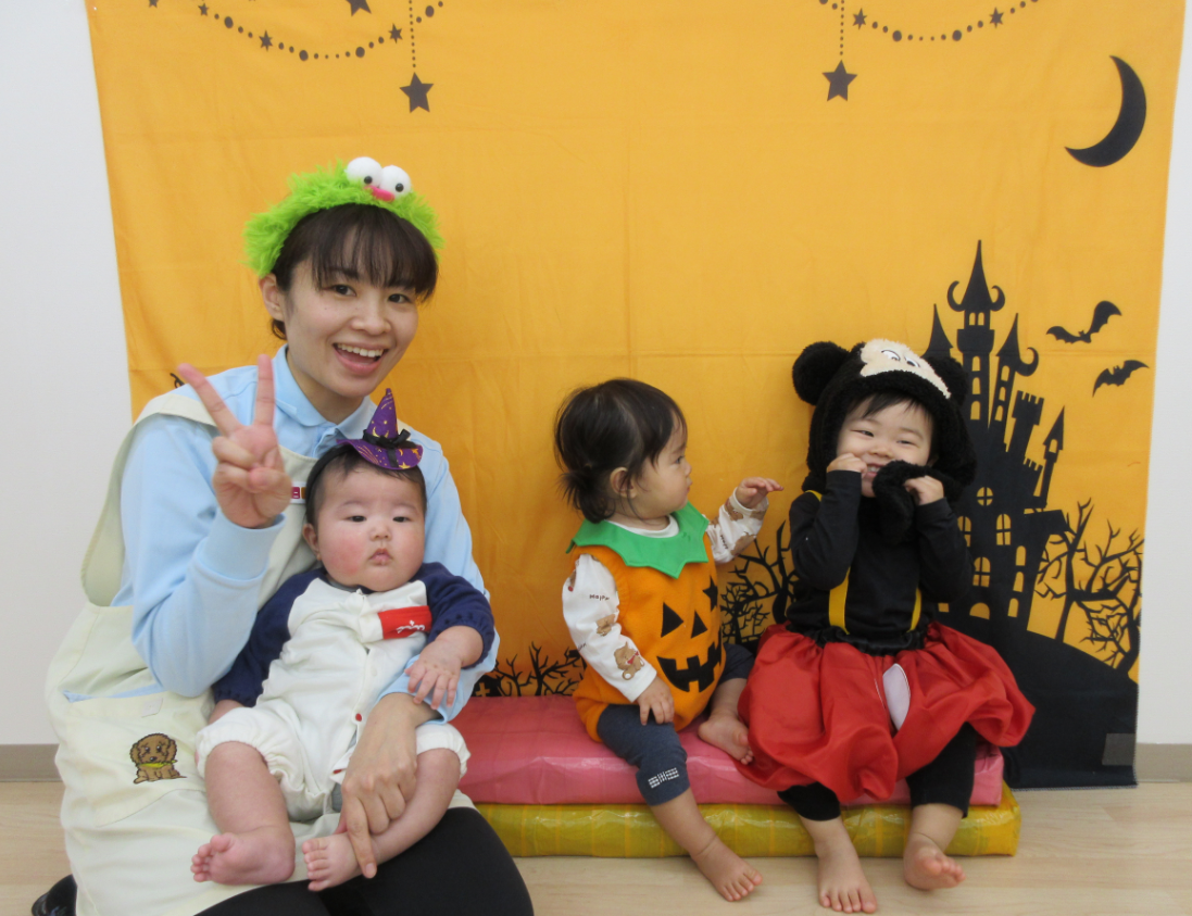 ０歳児のお友達も楽しく撮影会！