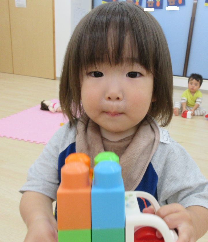 かっこいいくるまできたよ！