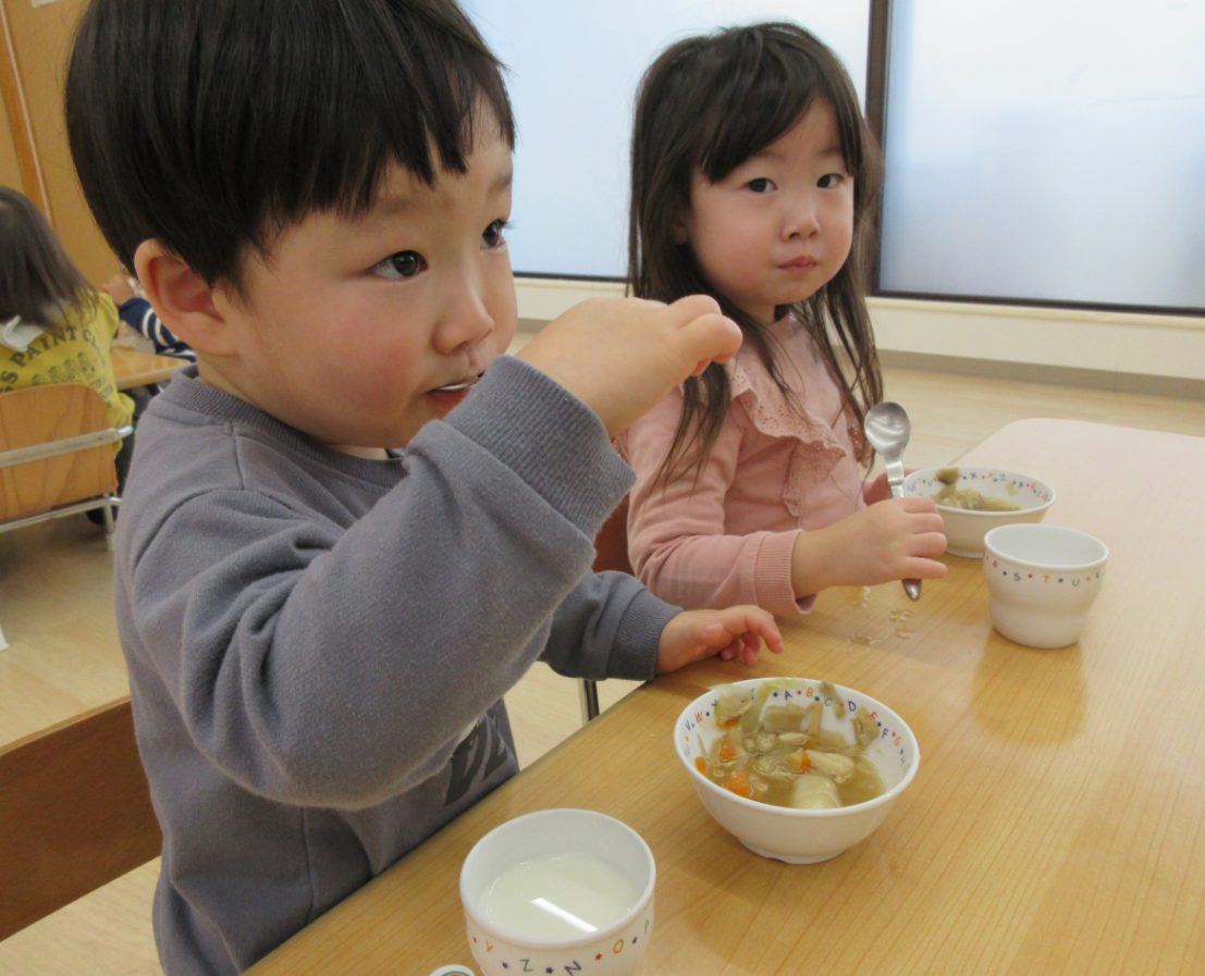 ”だし　３兄弟　”