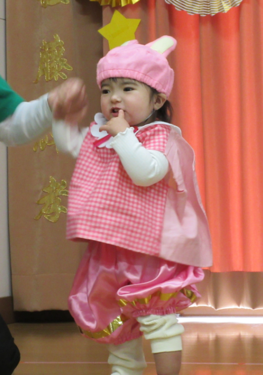 「ぴょんぴょん跳ぶよ！見ててね！」