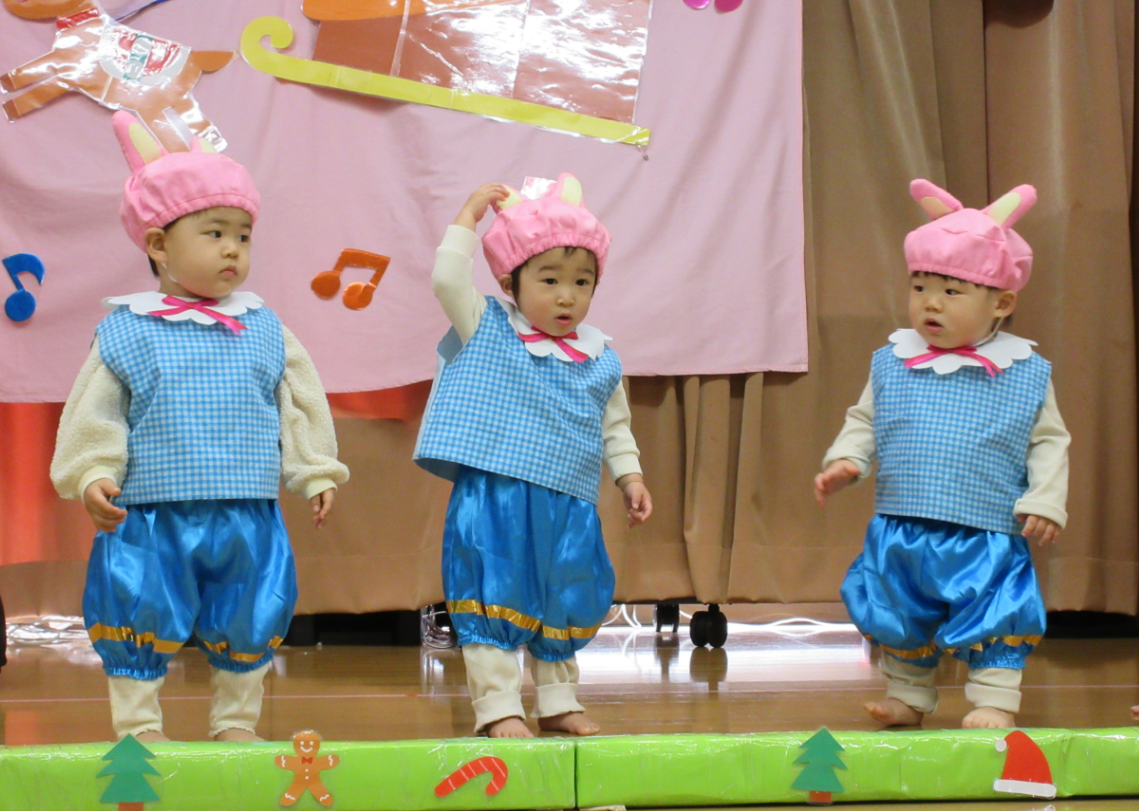 クリスマス発表会～ひよこ組（０歳児）編～