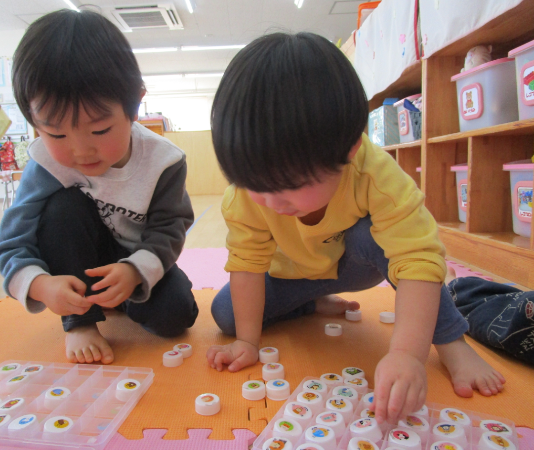 パズル遊びに夢中