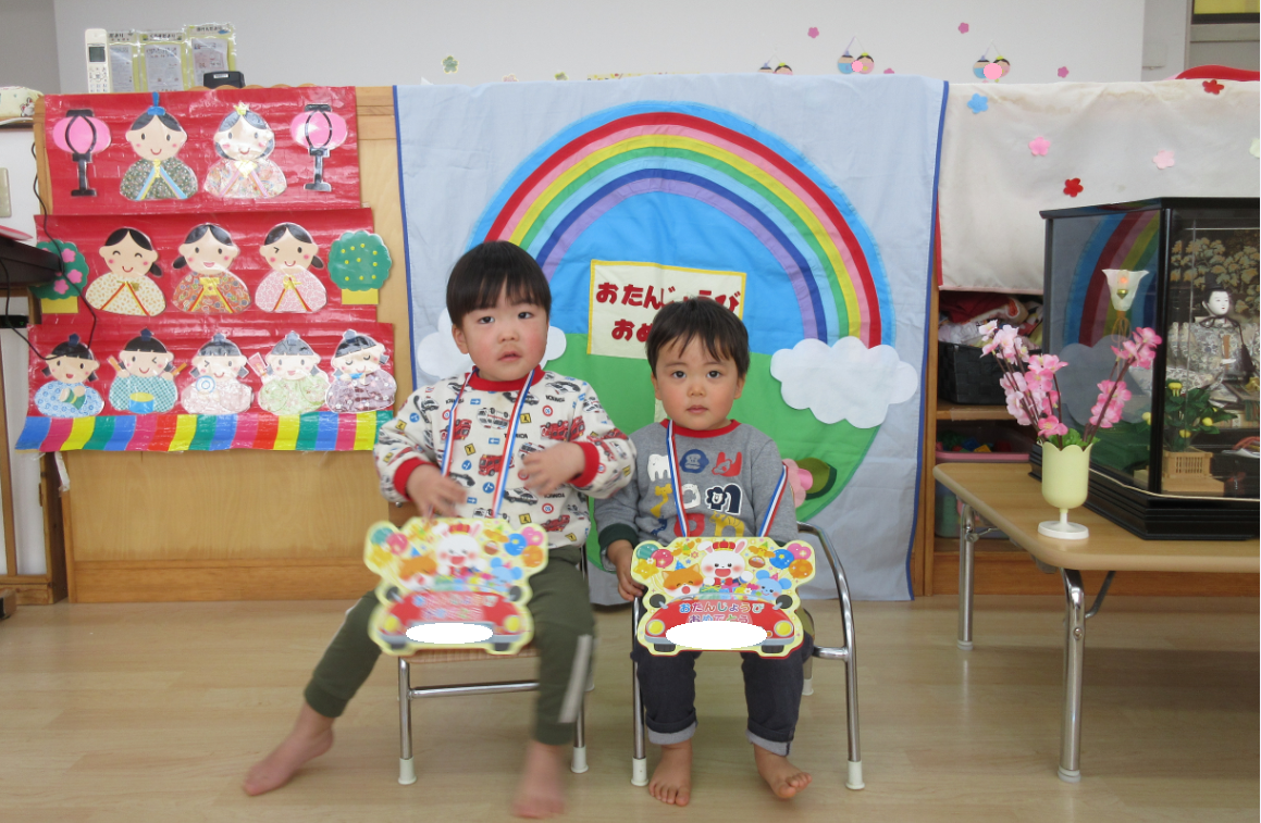 ひな祭り誕生会がありました♪