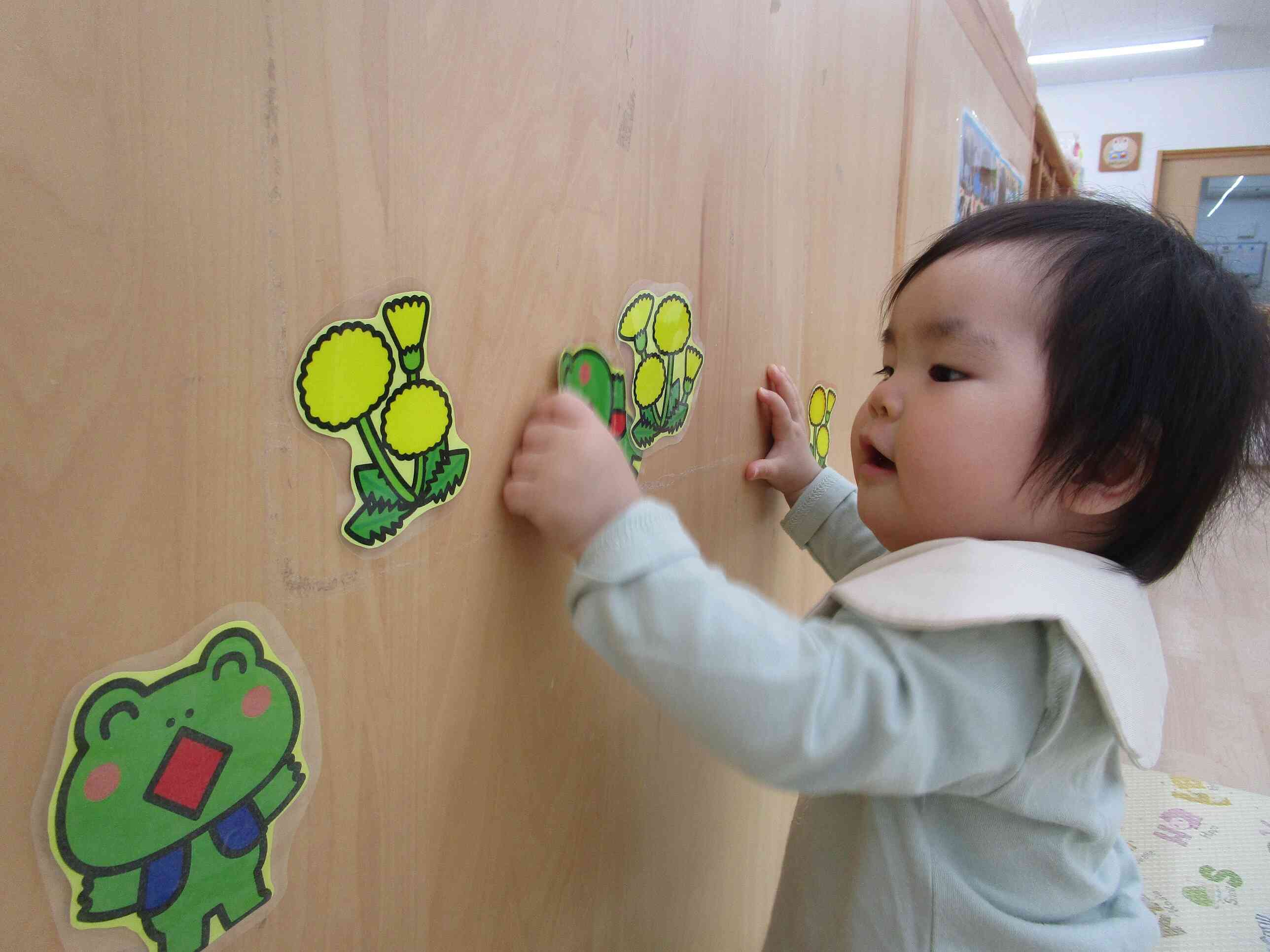 ひよこ組(0歳児)のお友達の笑顔
