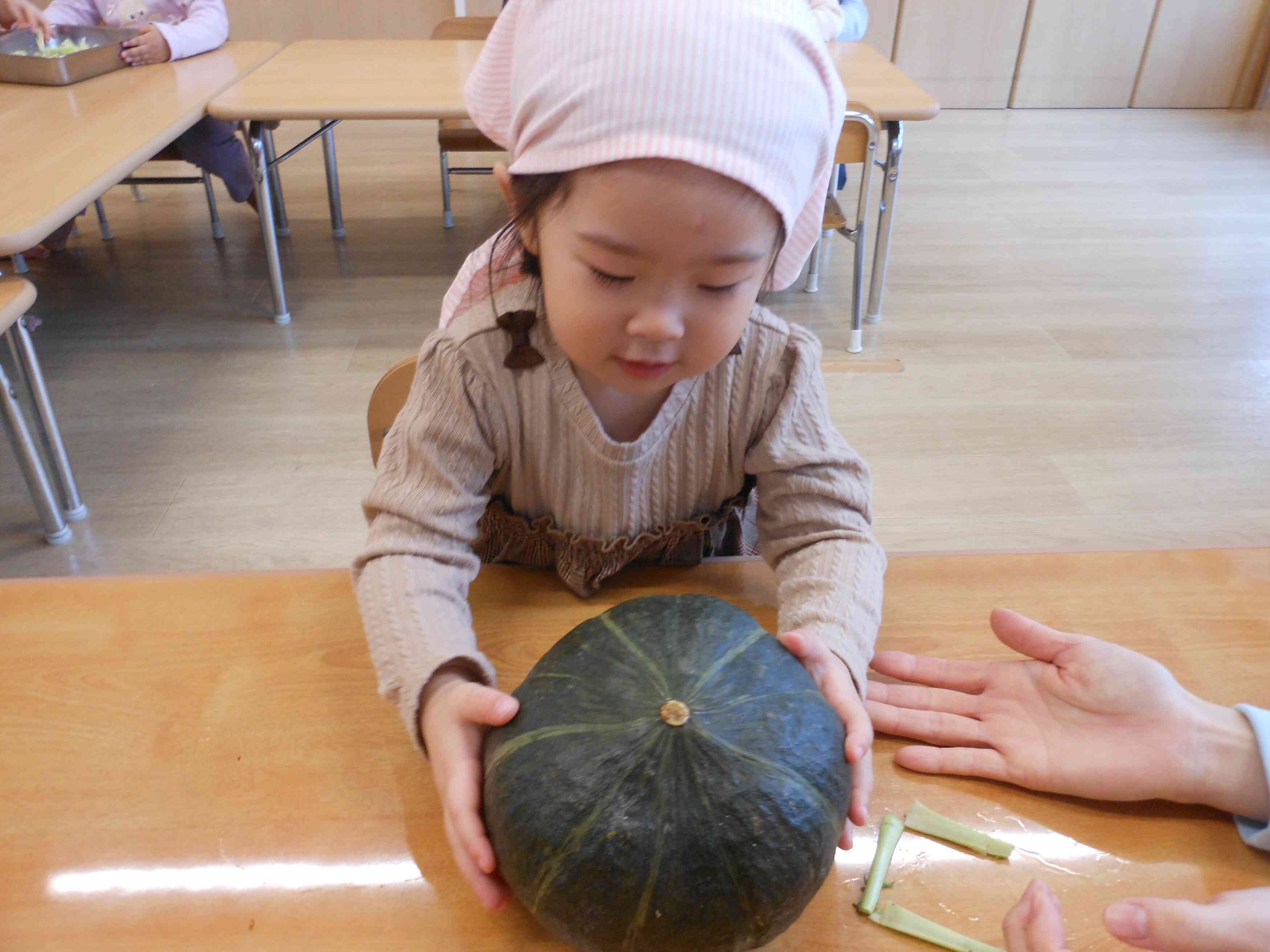 かぼちゃひとりで持てるよ！