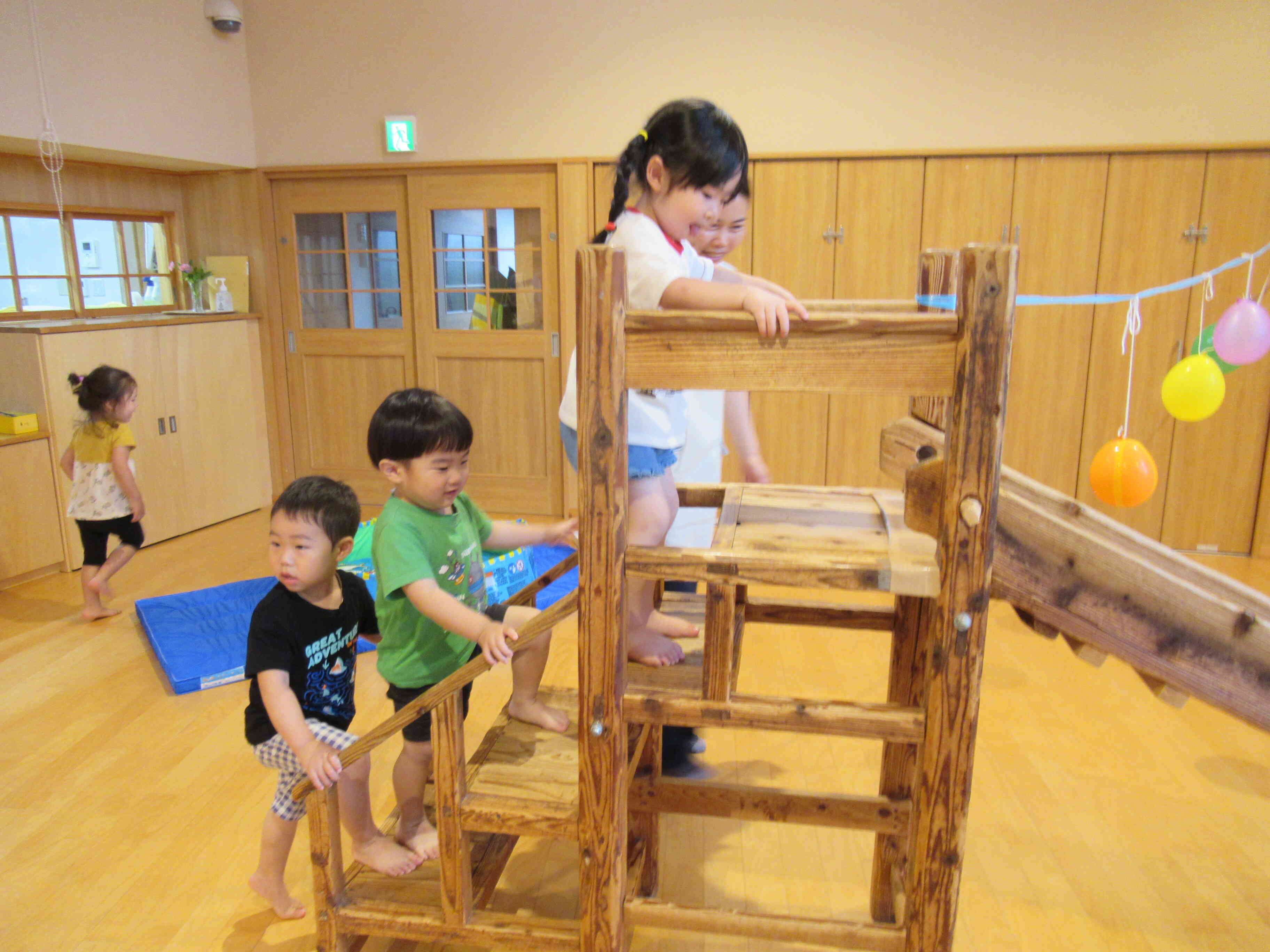 幼稚園に到着！