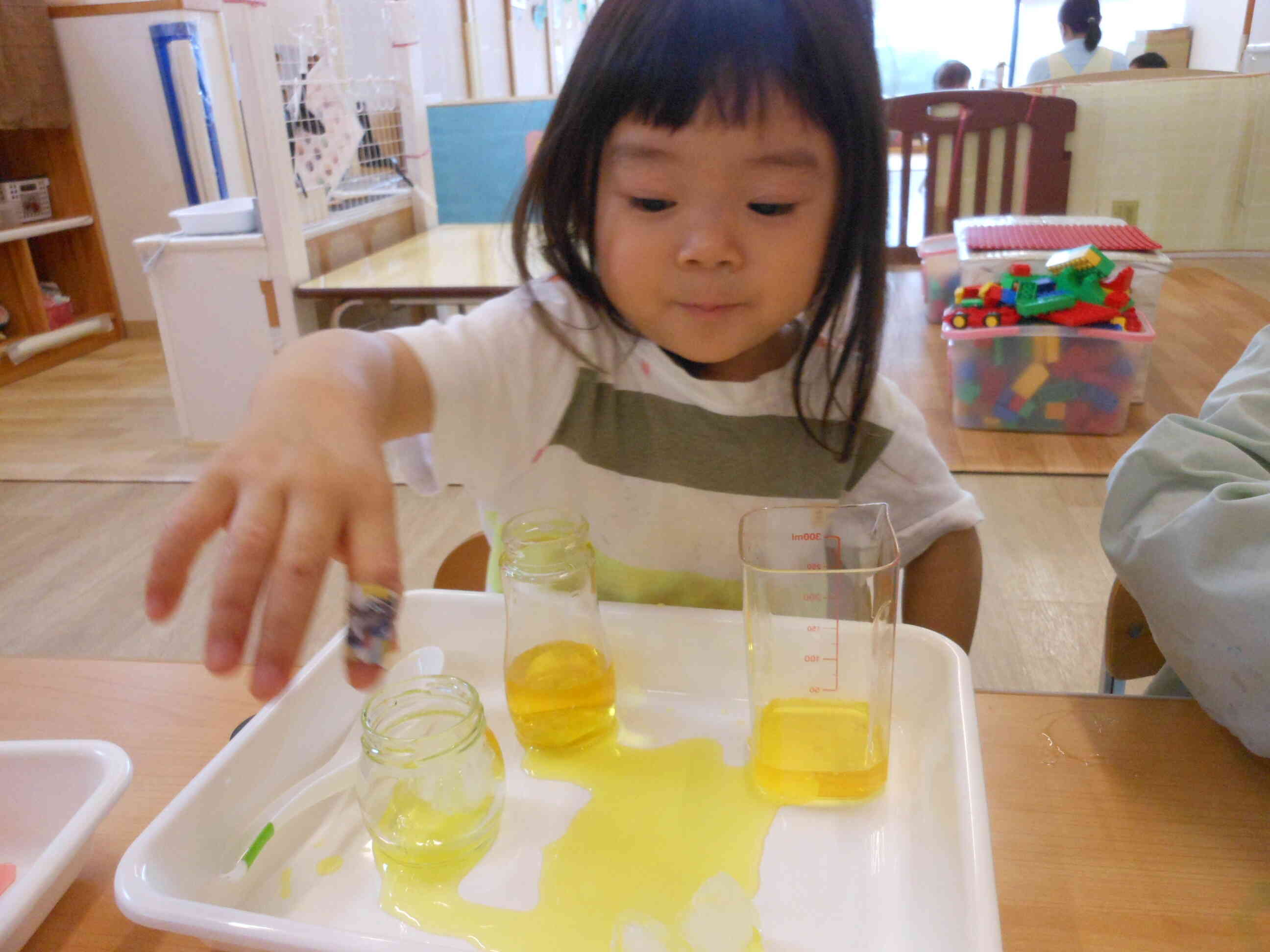 色水で遊ぼう♪