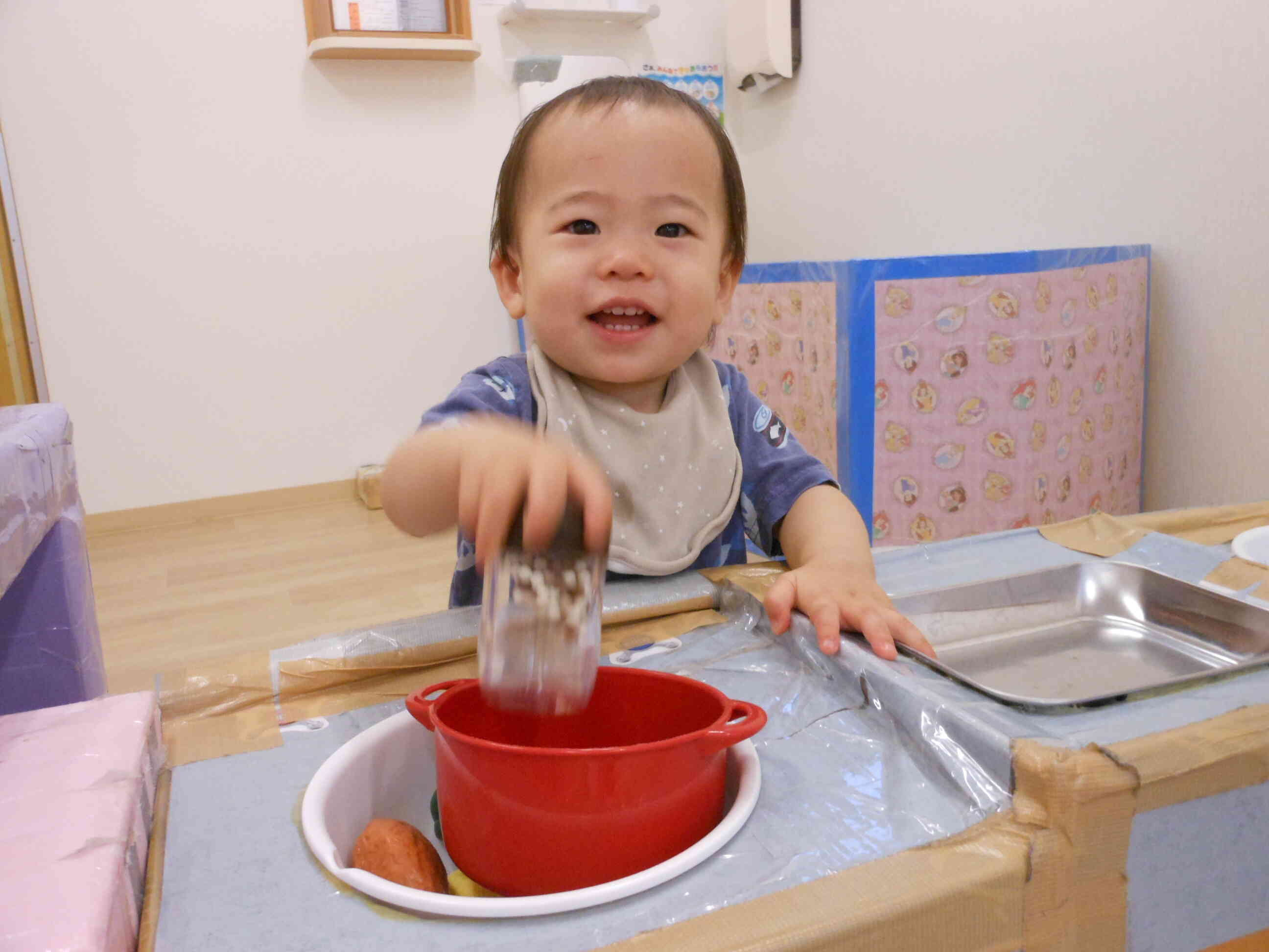 お料理、何にいたしましょうか？