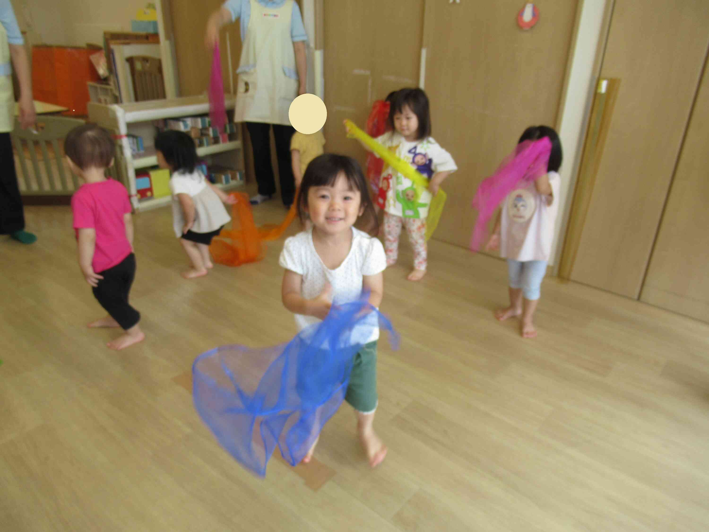 ワン、ツー、スリー♪英語で数えてみよう