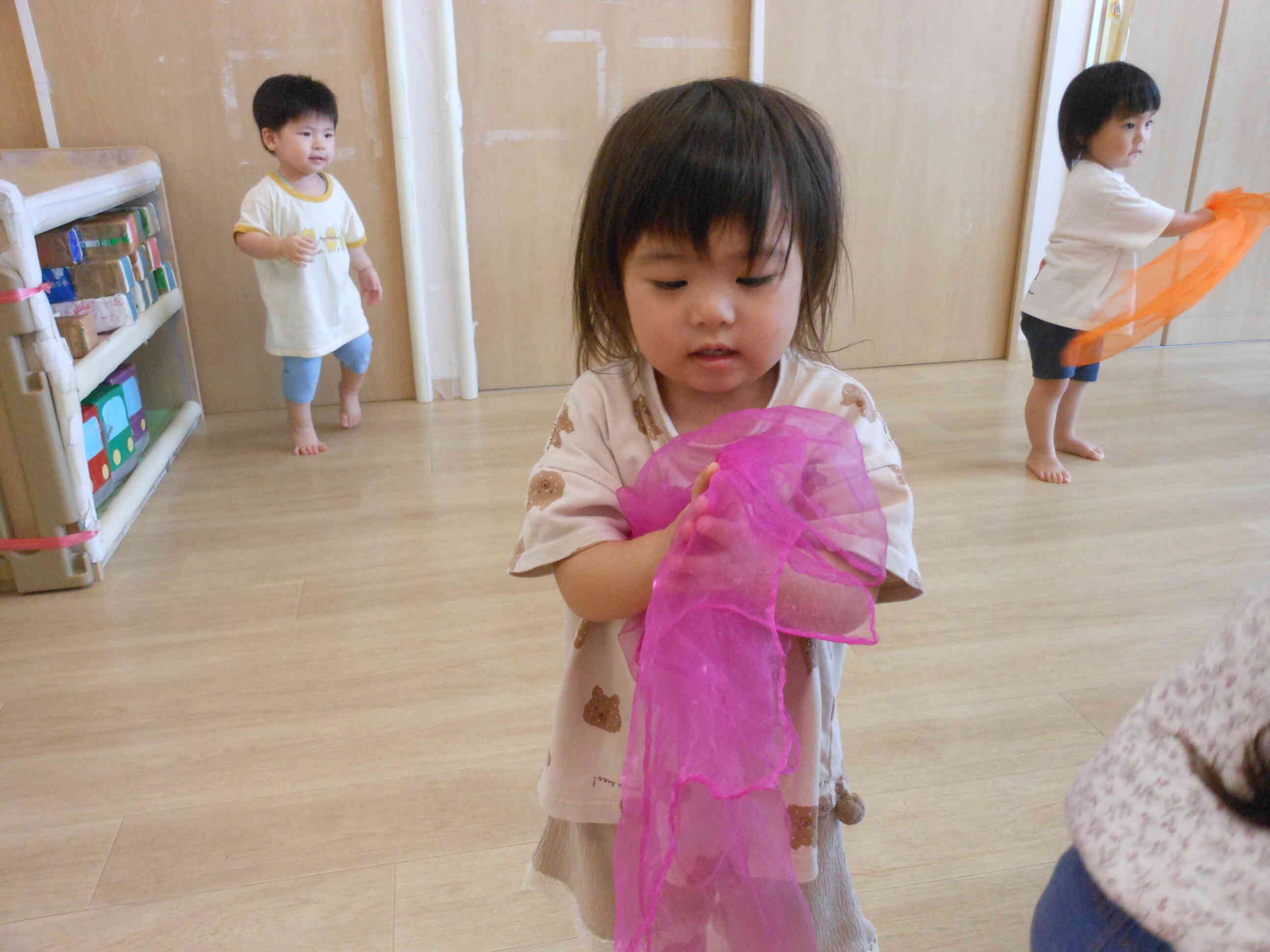 お気に入りのシフォンスカーフ☆