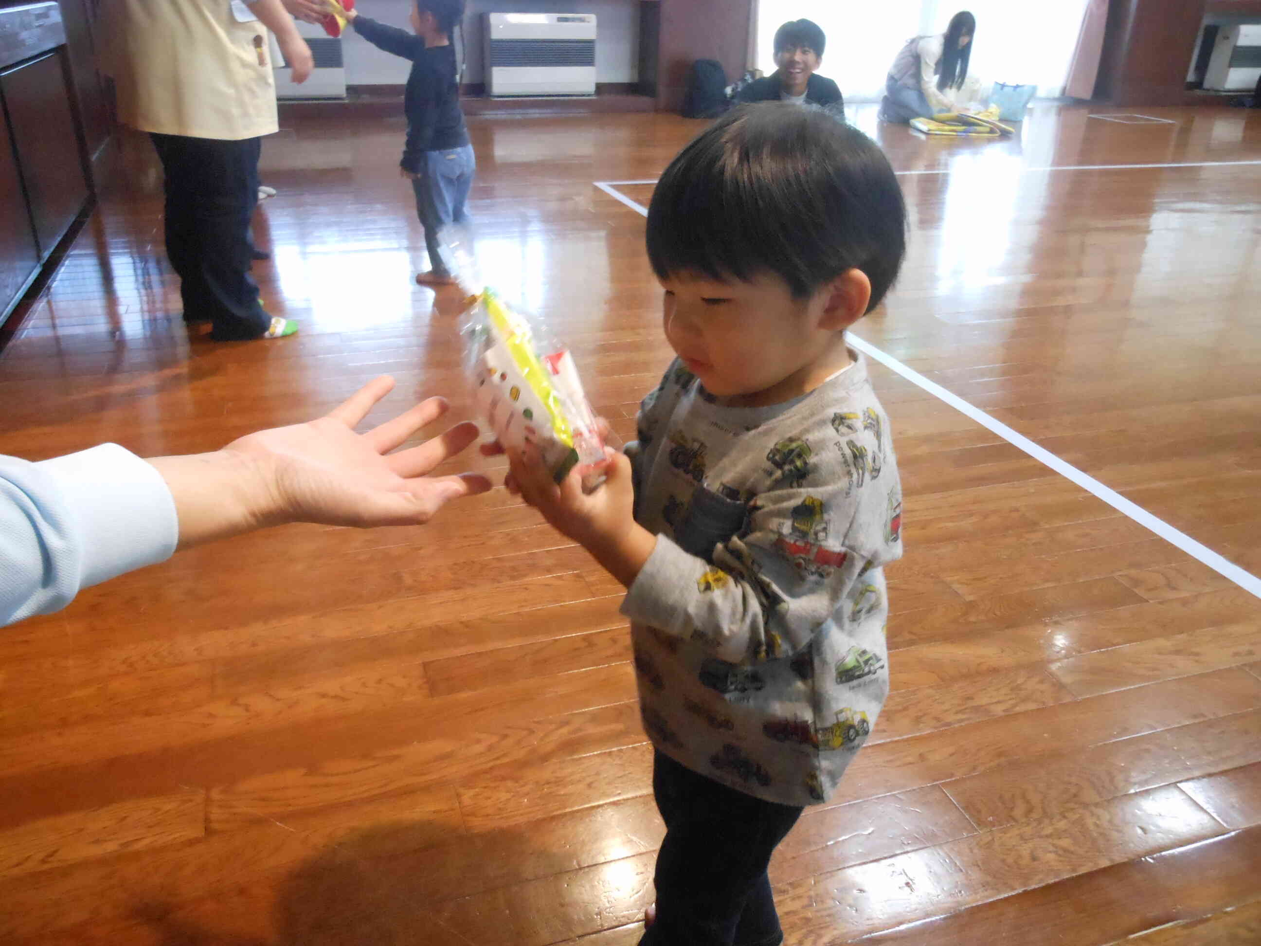 何が入っているのかな？