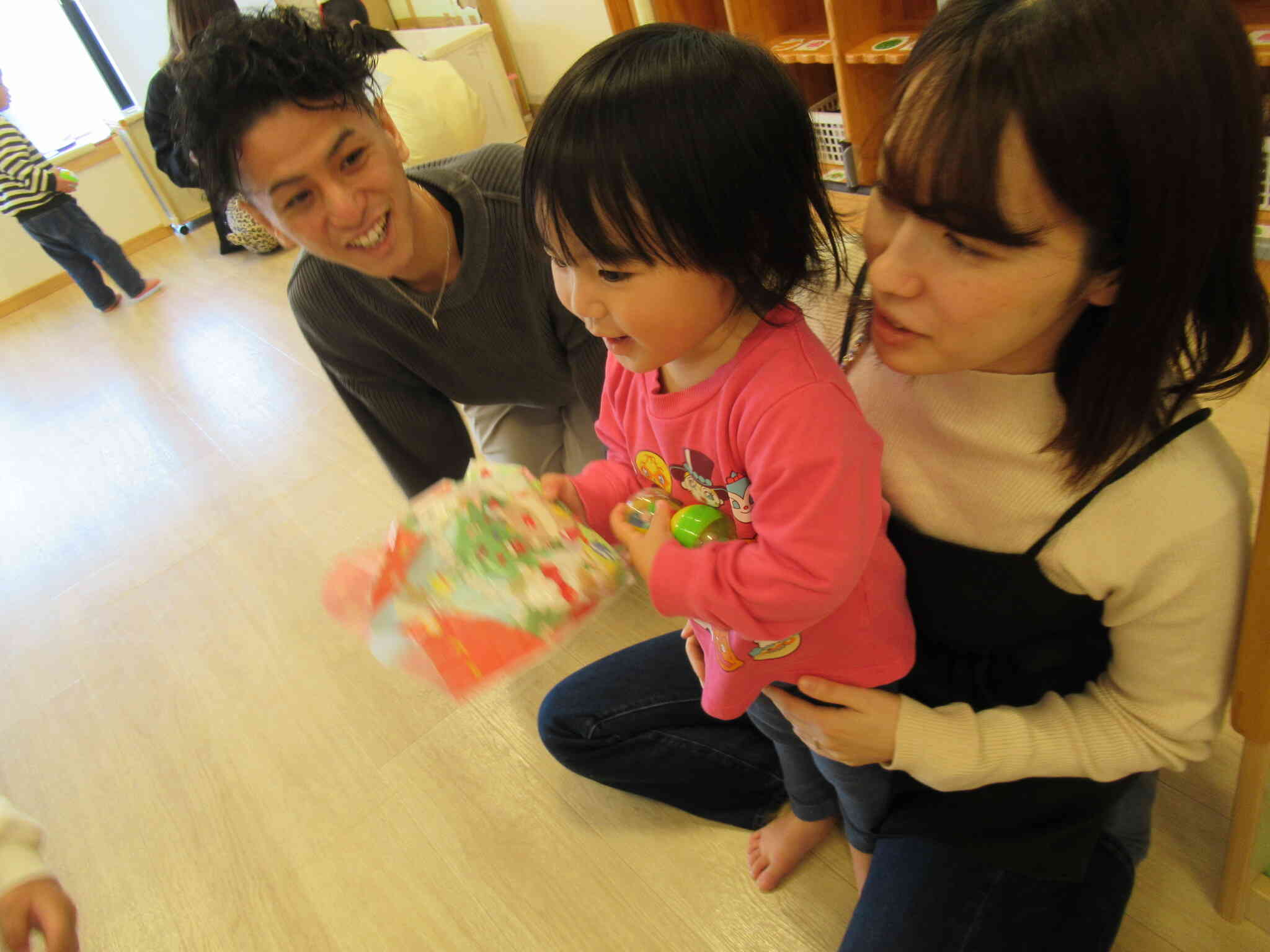 嬉しい気持ちがニコニコ笑顔から伝わってきます☆