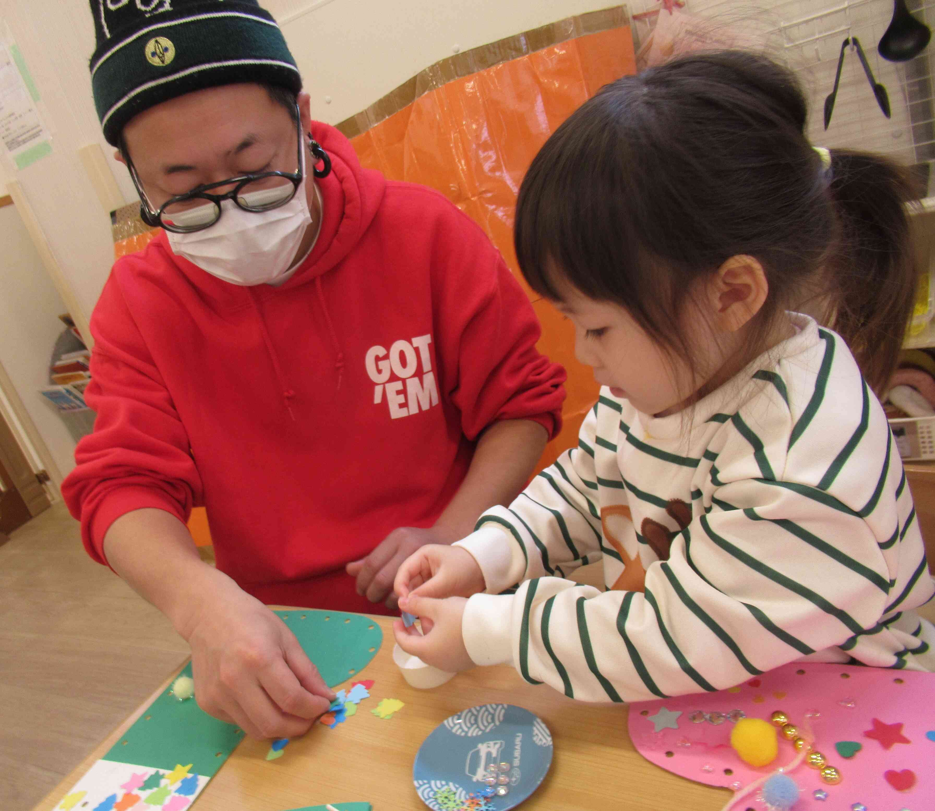 パパ、これもつけていいよ！