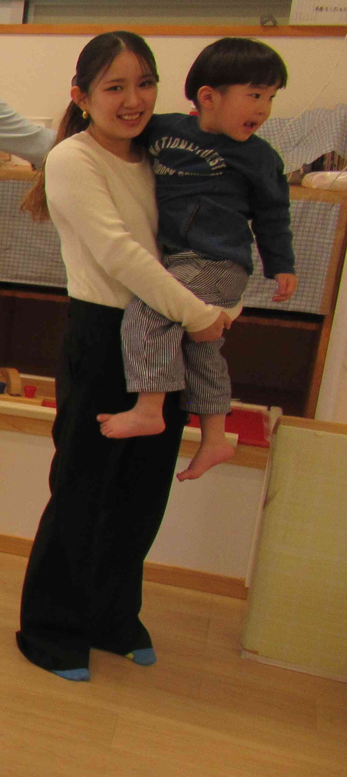 サンタさん行っちゃった…またね、バイバイ！