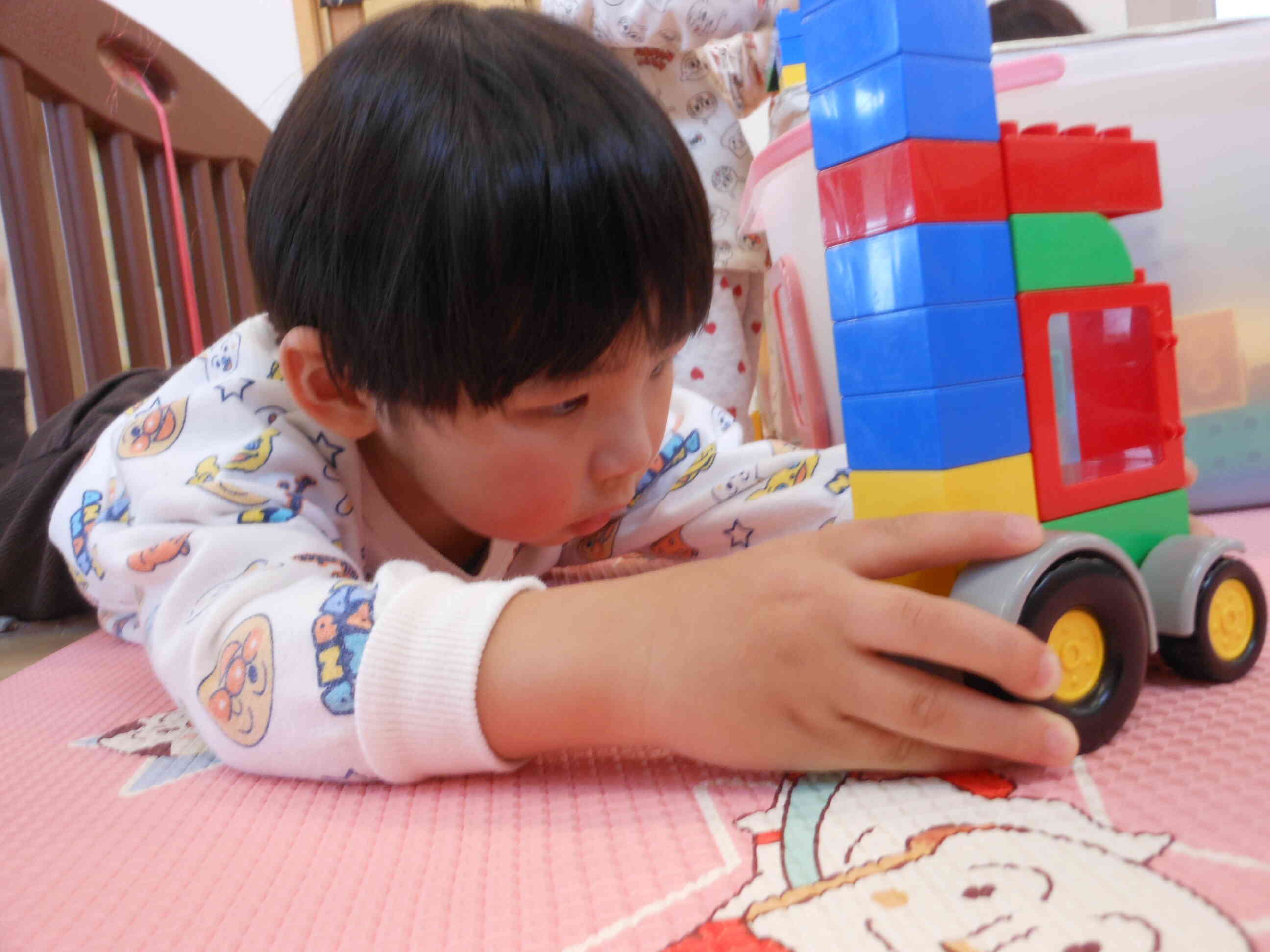 見立て遊びに夢中♪