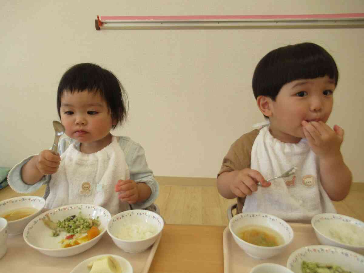 お気に入りのエプロンをつけてお食事☆