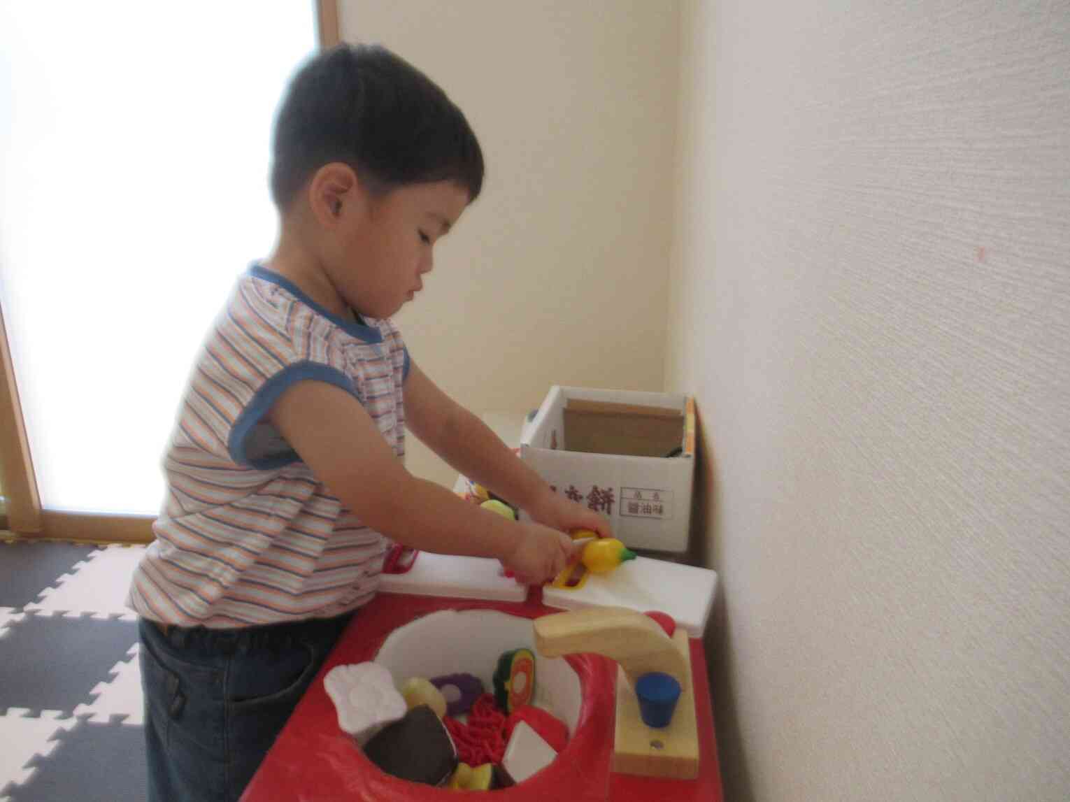 包丁を使って『ちょきん』とお料理♫