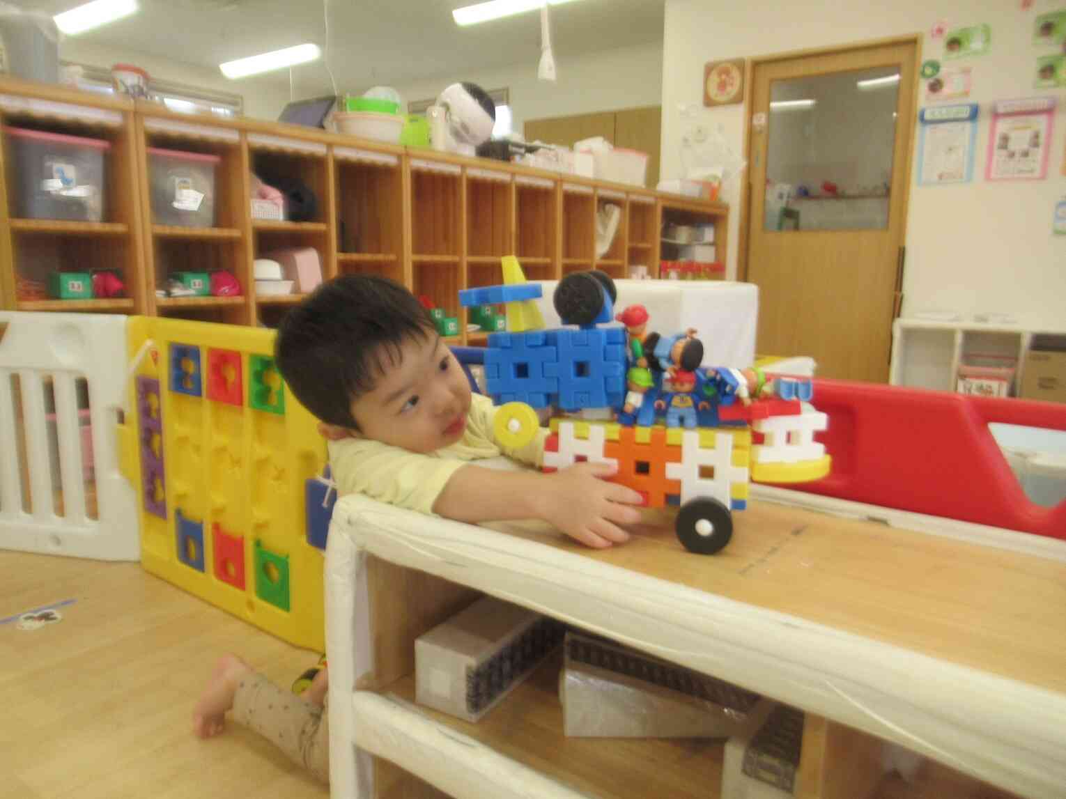 今度は何をくっつけようかな？