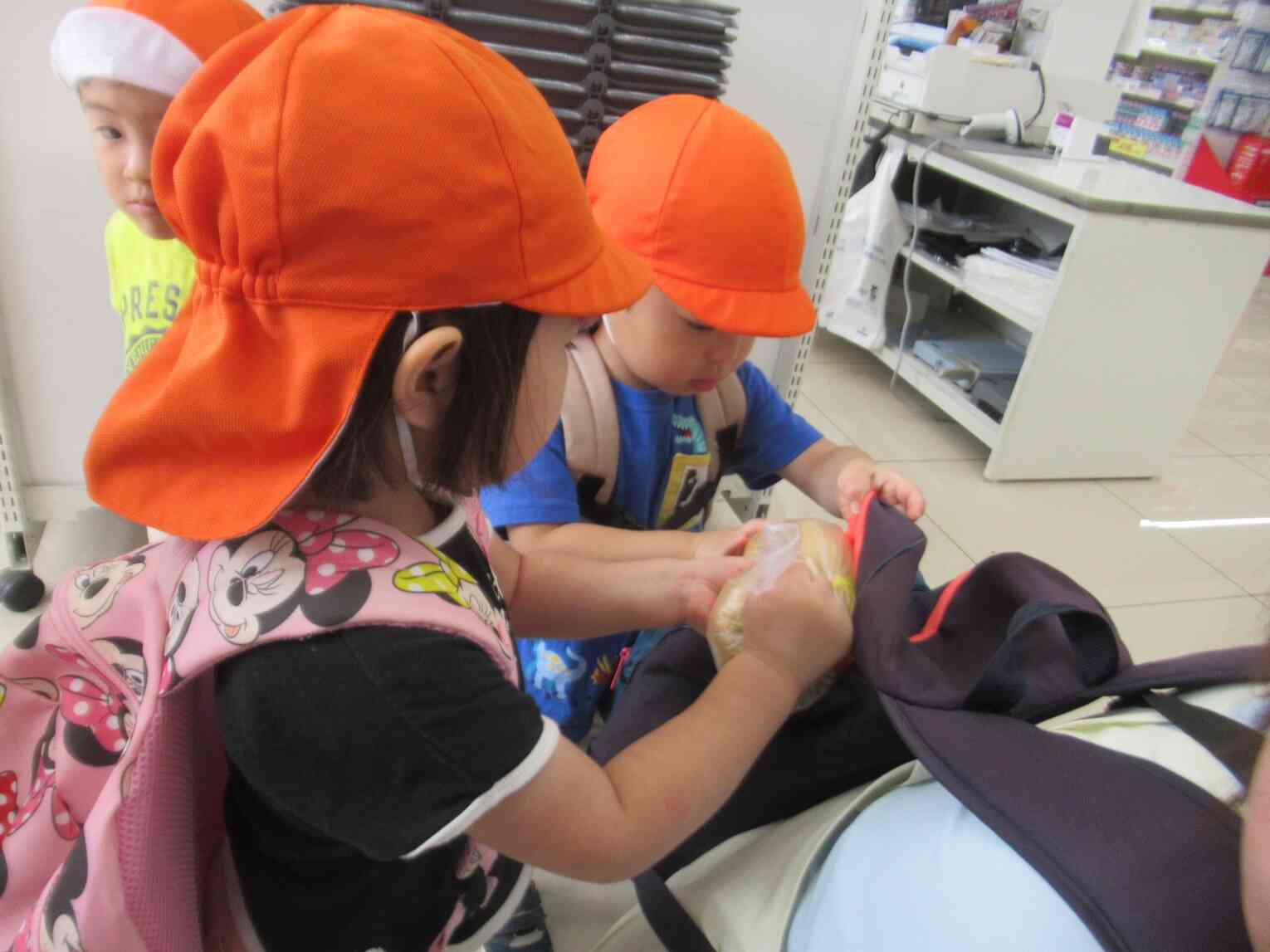 お買い物に行ってきます♪