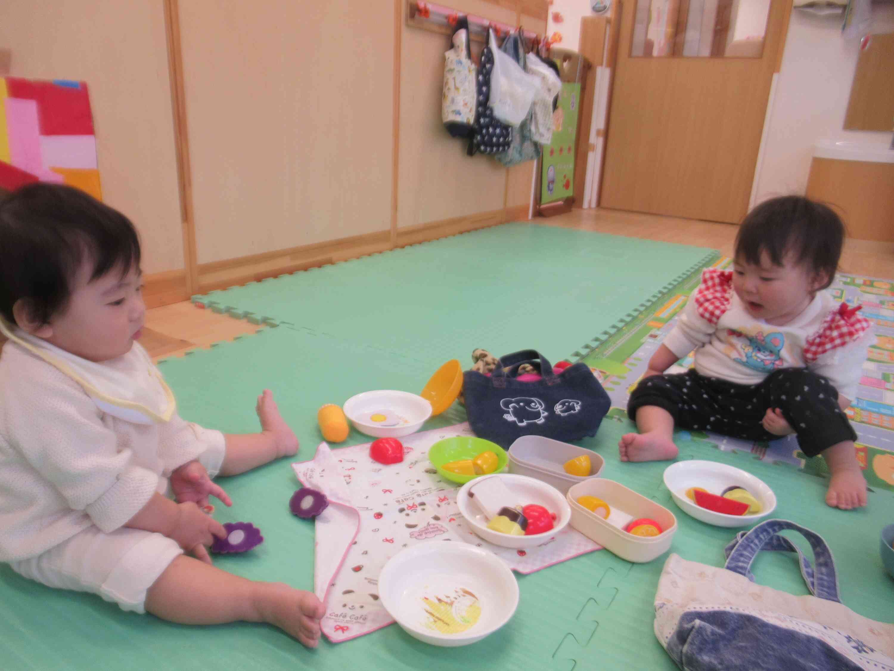 おままごと遊びに夢中…☆