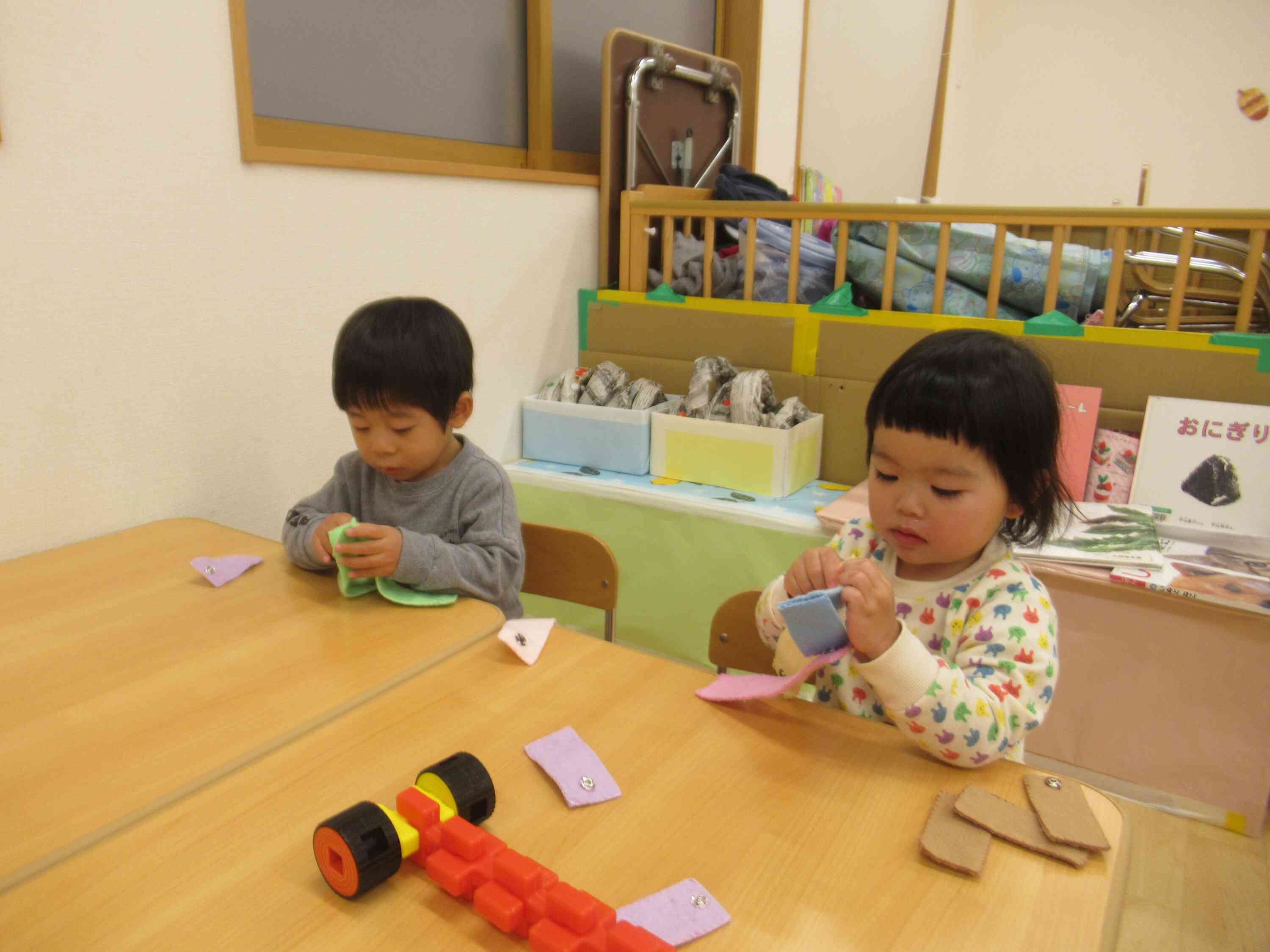 ボタン遊びに挑戦！