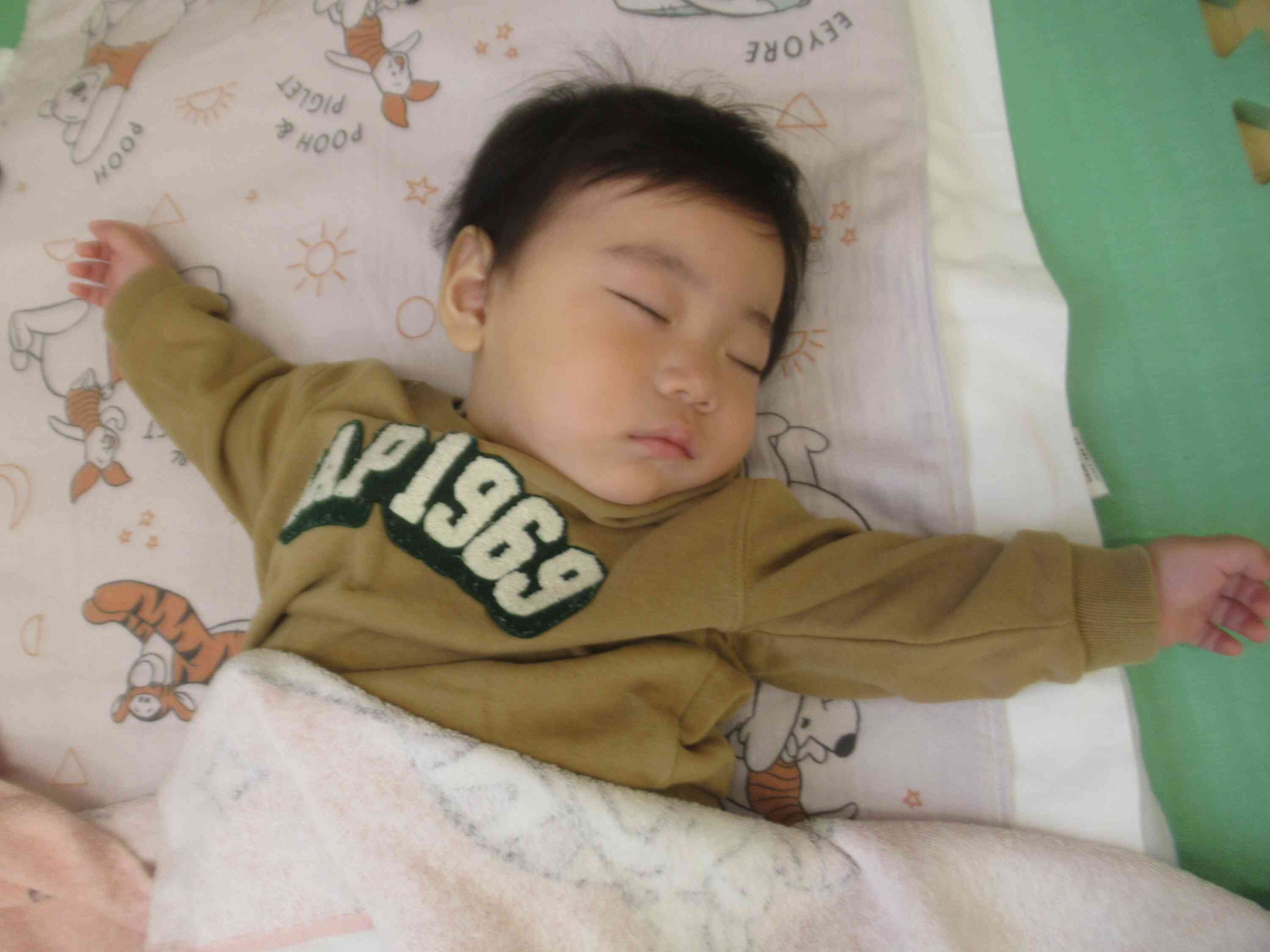 ぐっすり夢の中♪