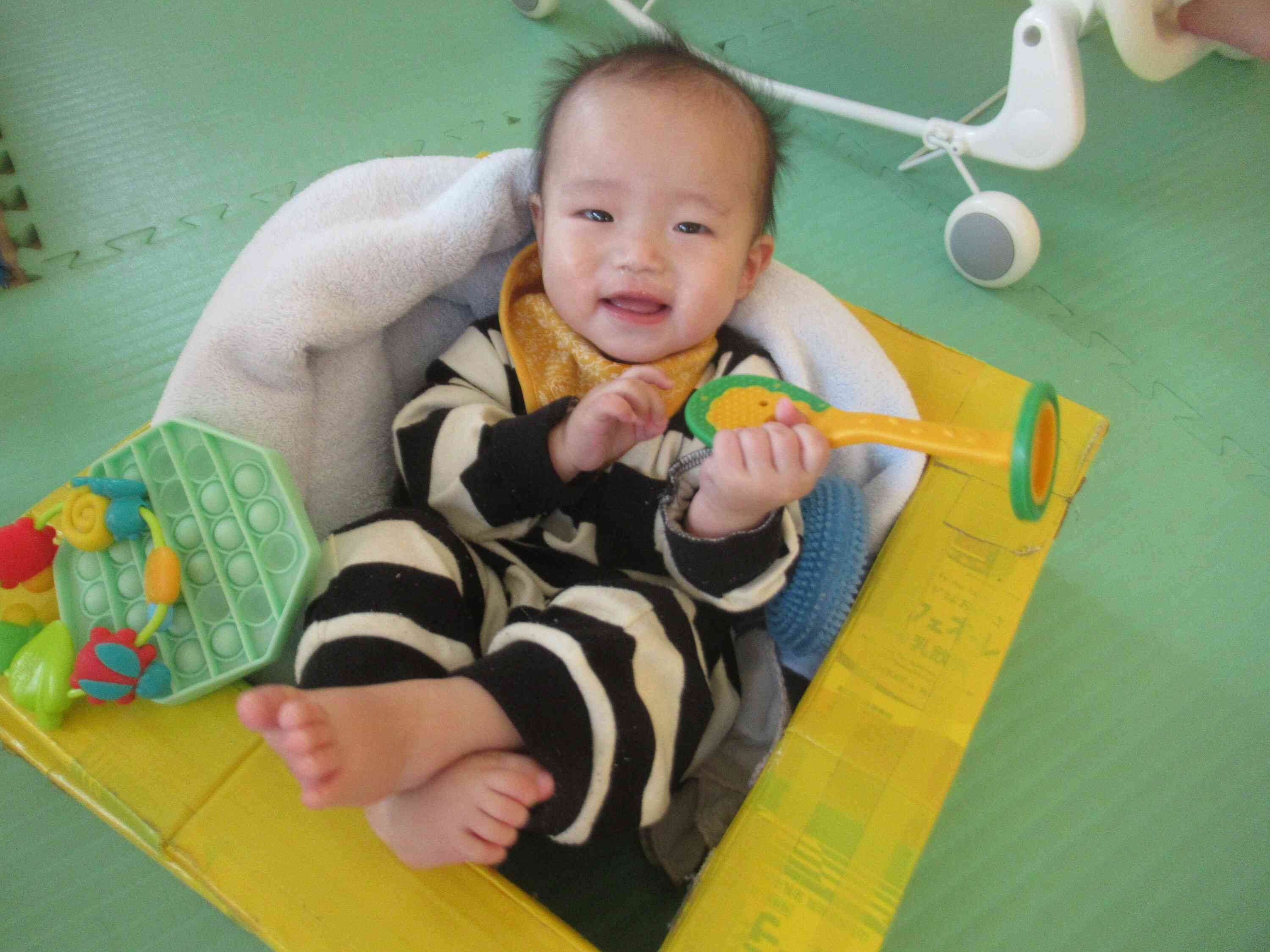 お座り上手でしょ☆